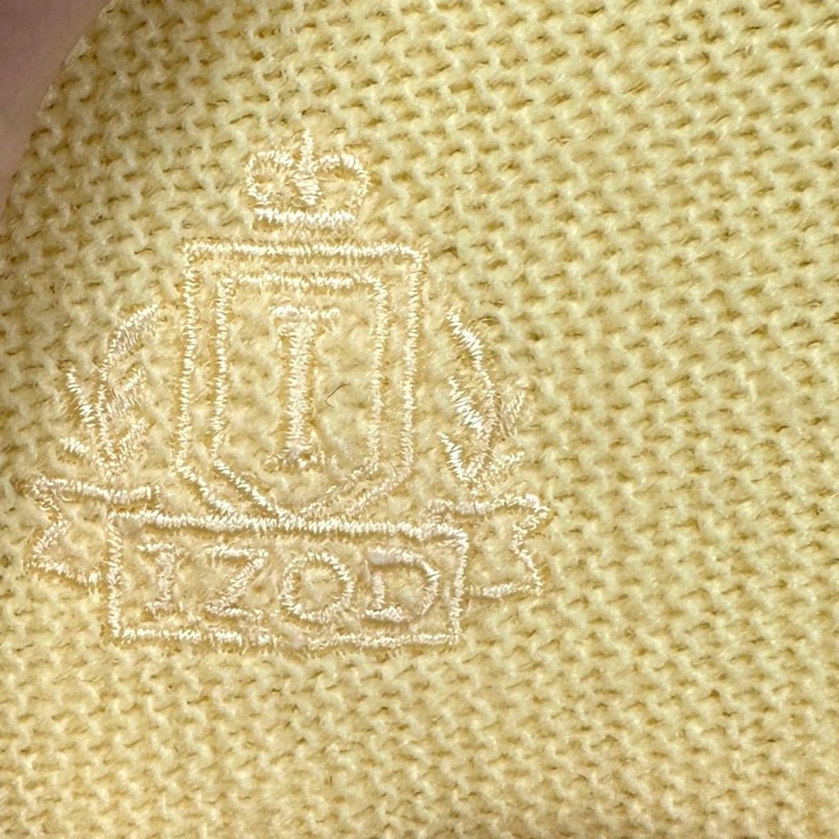 Izod VINTAGE Izod Sweater V-Neck Mens XL Yellow Pullover Long Sleeve Knit Pullover Breathsable 90s Preppy Men's Sweater Size US XL / EU 56 / 4 - 6 Thumbnail