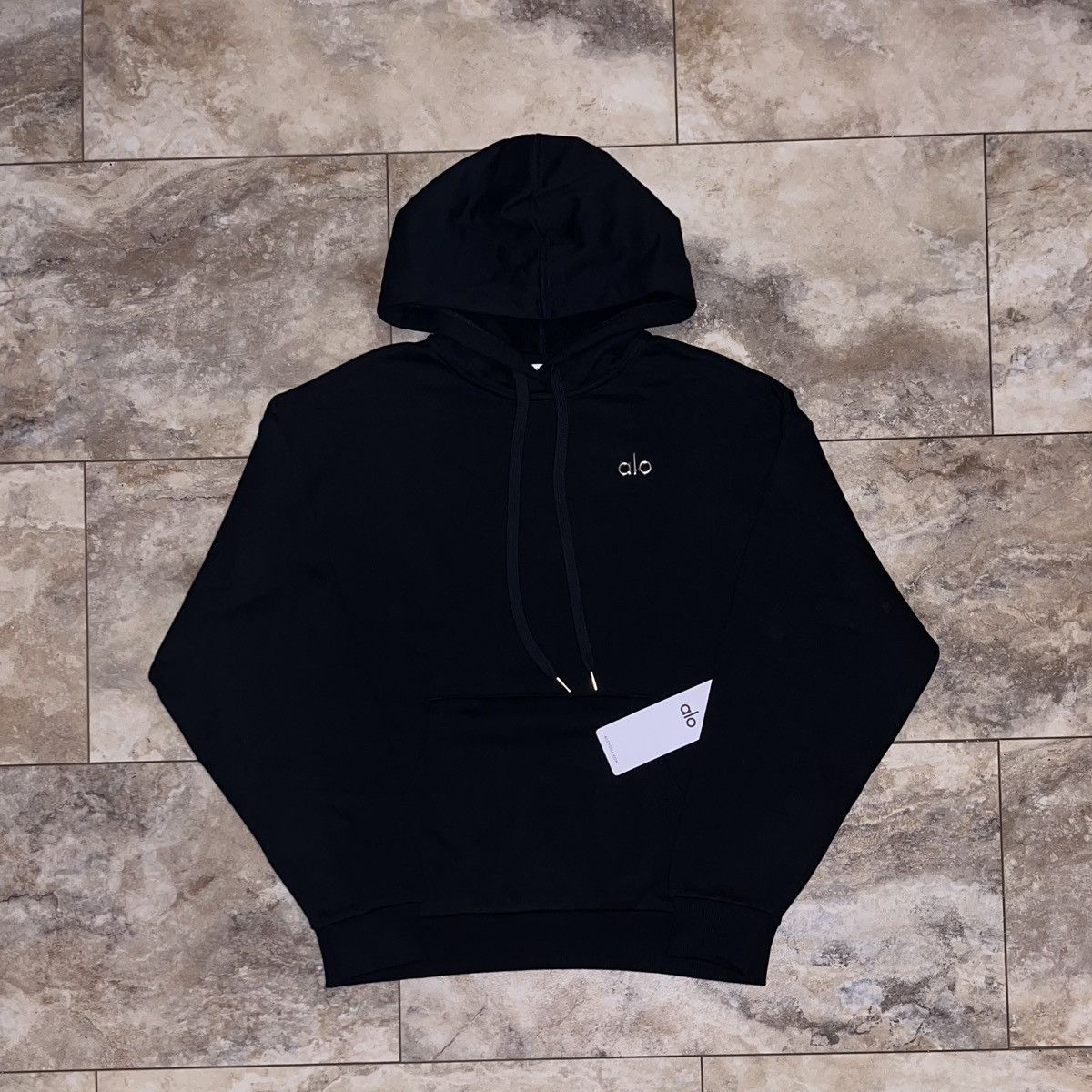Alo Alo Yoga Accolade Hoodie Black Pullover Logo NWT Medium Size US M / EU 48-50 / 2 - 1 Thumbnail