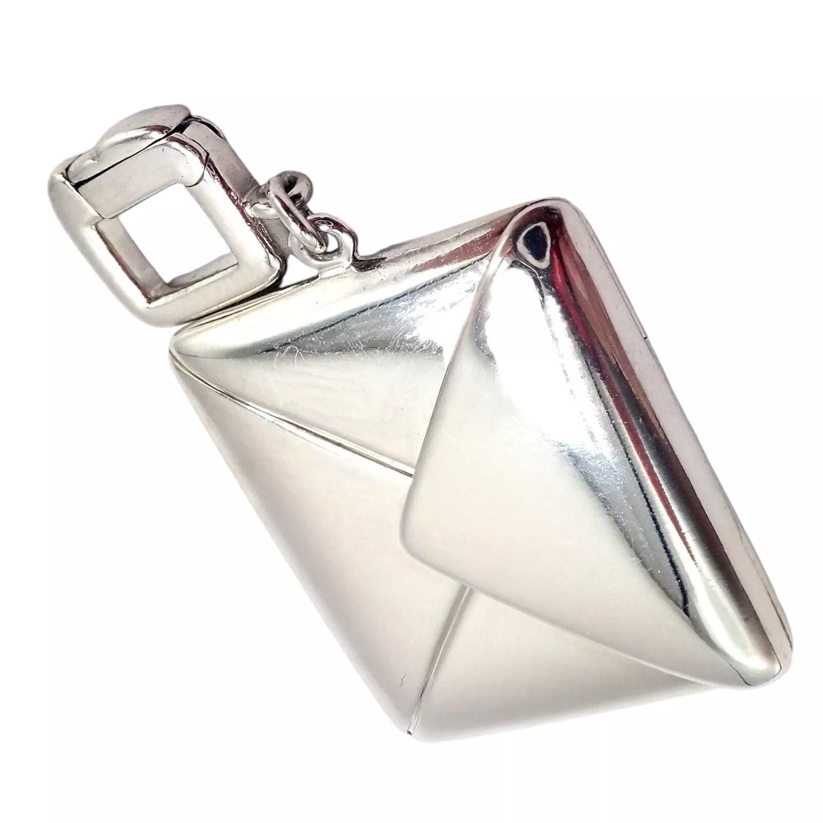 Louis Vuitton Louis Vuitton LV 18k Opening Envelope Letter Charm Pendant Size ONE SIZE - 5 Thumbnail