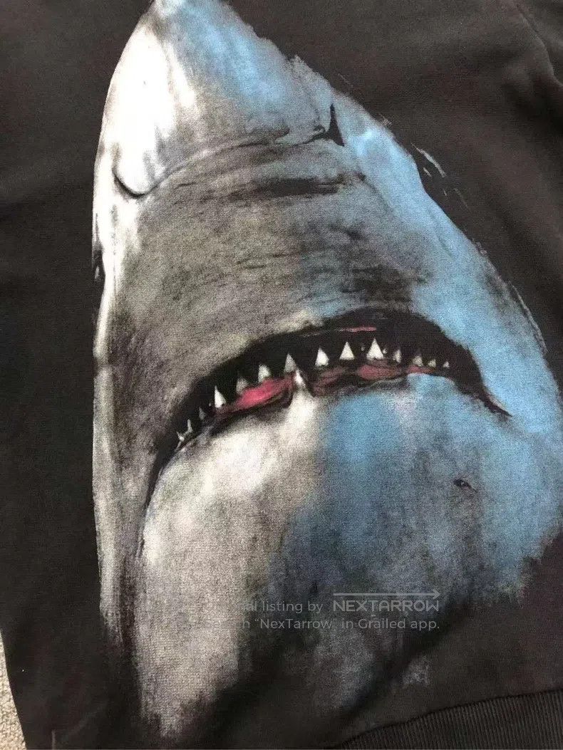 Givenchy Givenchy Shark Head Patterned Long Sleeve Hoodie Black Size US XS / EU 42 / 0 - 7 Thumbnail