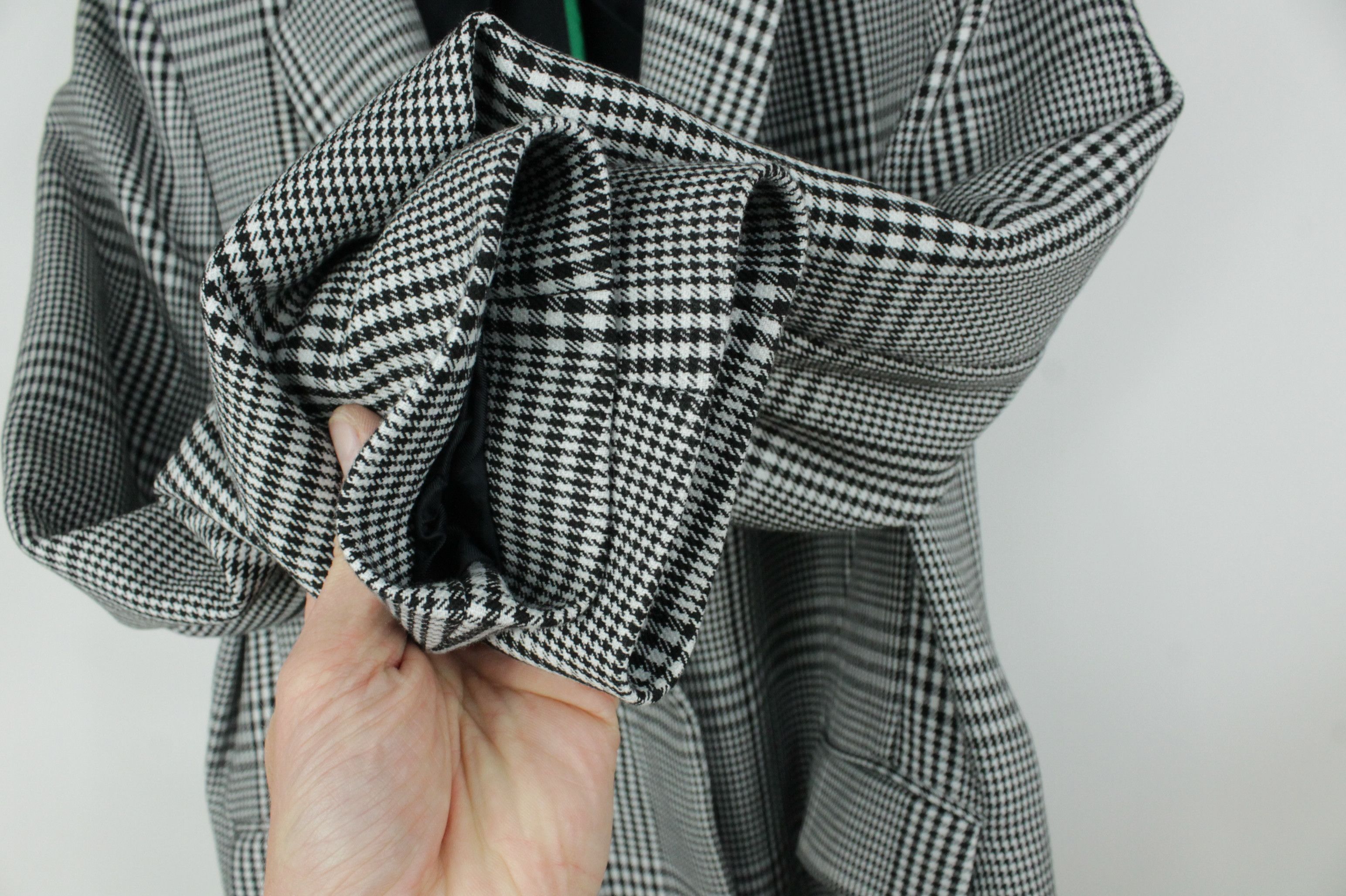 Hugo Boss Hugo Boss Houndstooth Check Wool Mid-Weight Coat Size L / US 10 / IT 46 - 3 Thumbnail