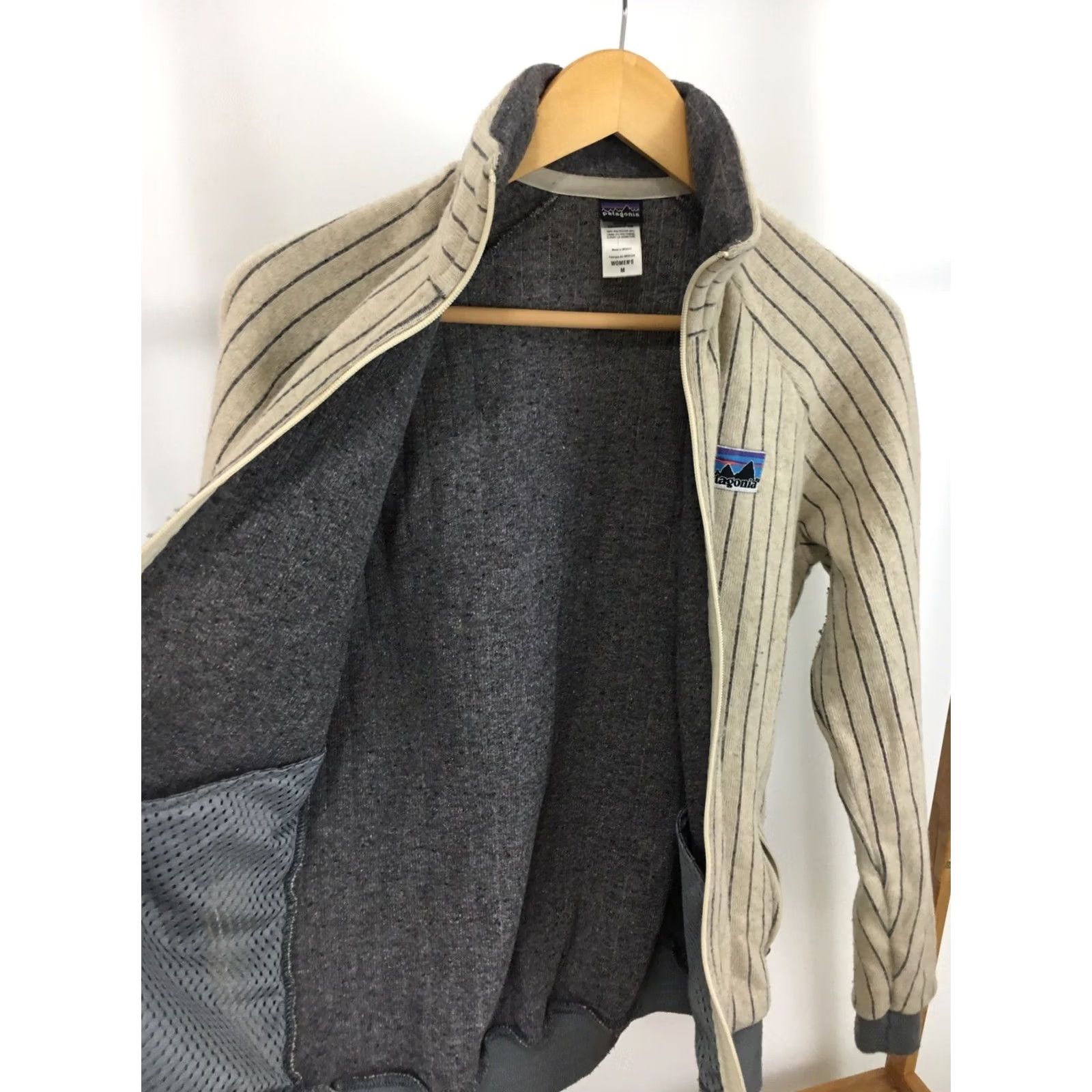 Patagonia Patagonia Jacket Beig e Gray Striped Wool Blend Full Zip Sweater Jacket M Womens Hoodie? Size M / US 6-8 / IT 42-44 - 6 Thumbnail