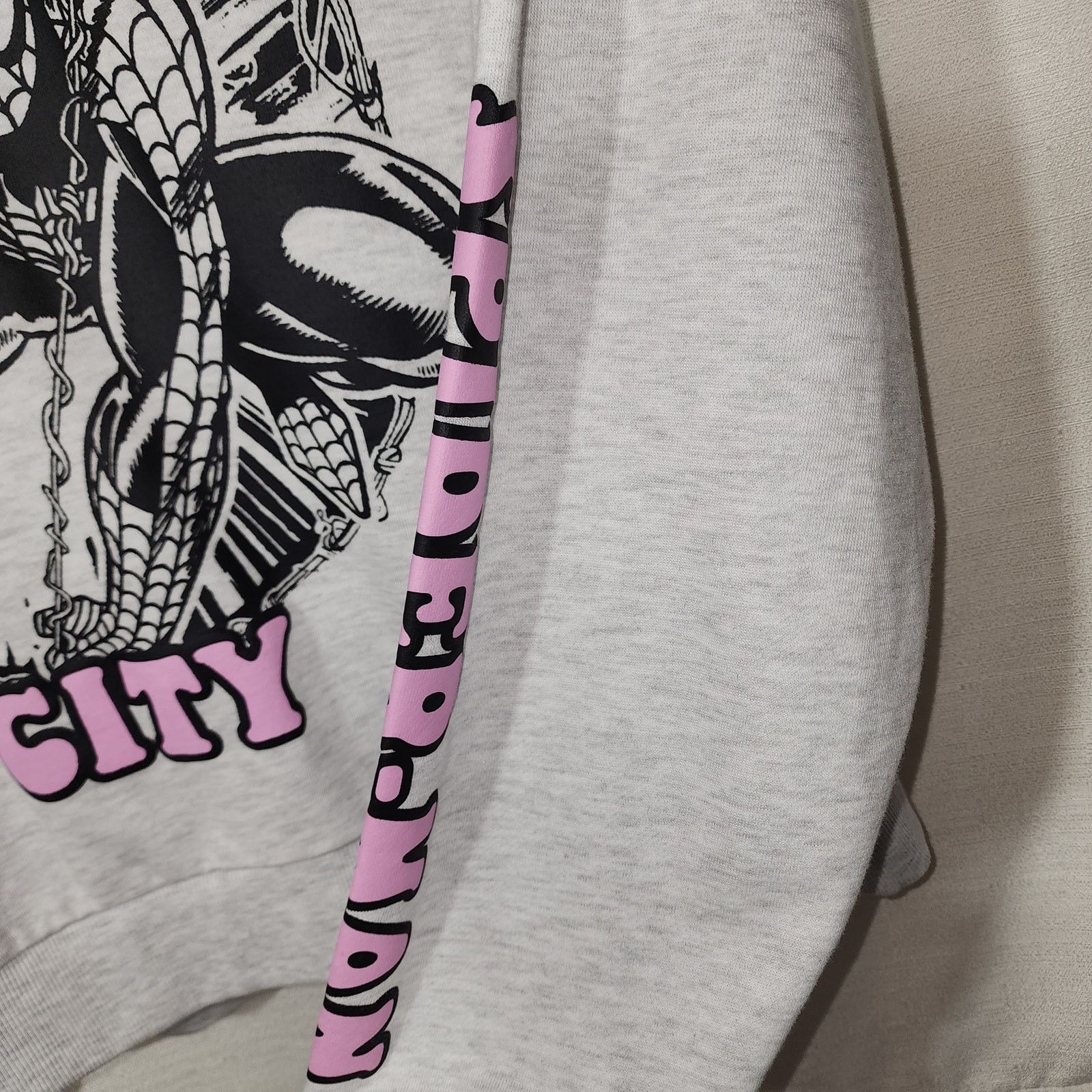 Marvel Comics New york Spider-Man sweatshirt women's Large NWT Size US L / EU 52-54 / 3 - 3 Thumbnail
