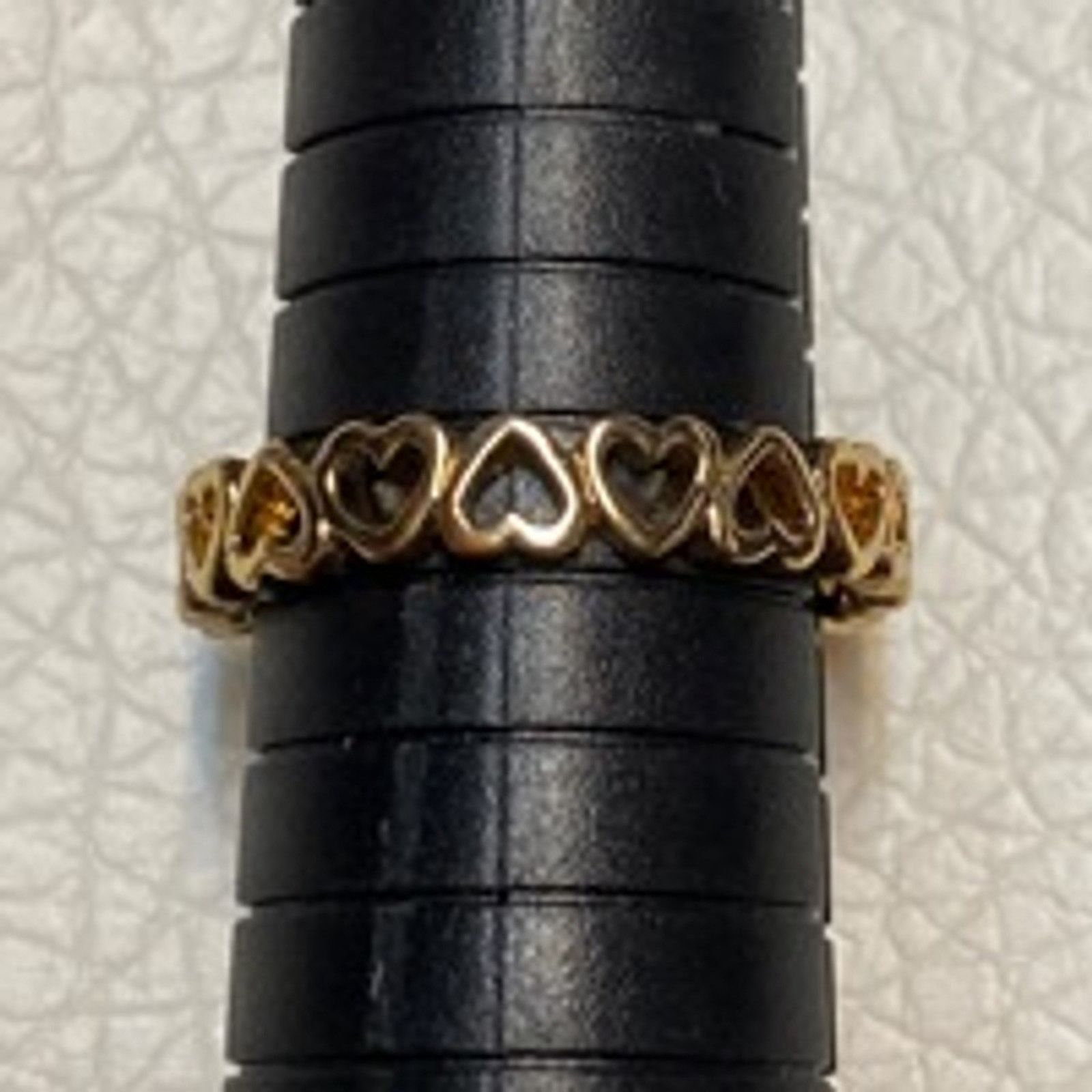 Vintage Vintage Heart Band Ring Interlocking Gold Tone Design Size 8 Size ONE SIZE - 2 Thumbnail