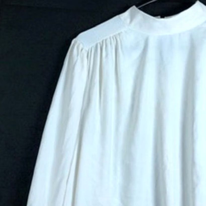 Express Express Blouse White Sheer Long Sleeve Mock Neck 100% Polyester Large Womens Size L / US 10 / IT 46 - 4 Thumbnail