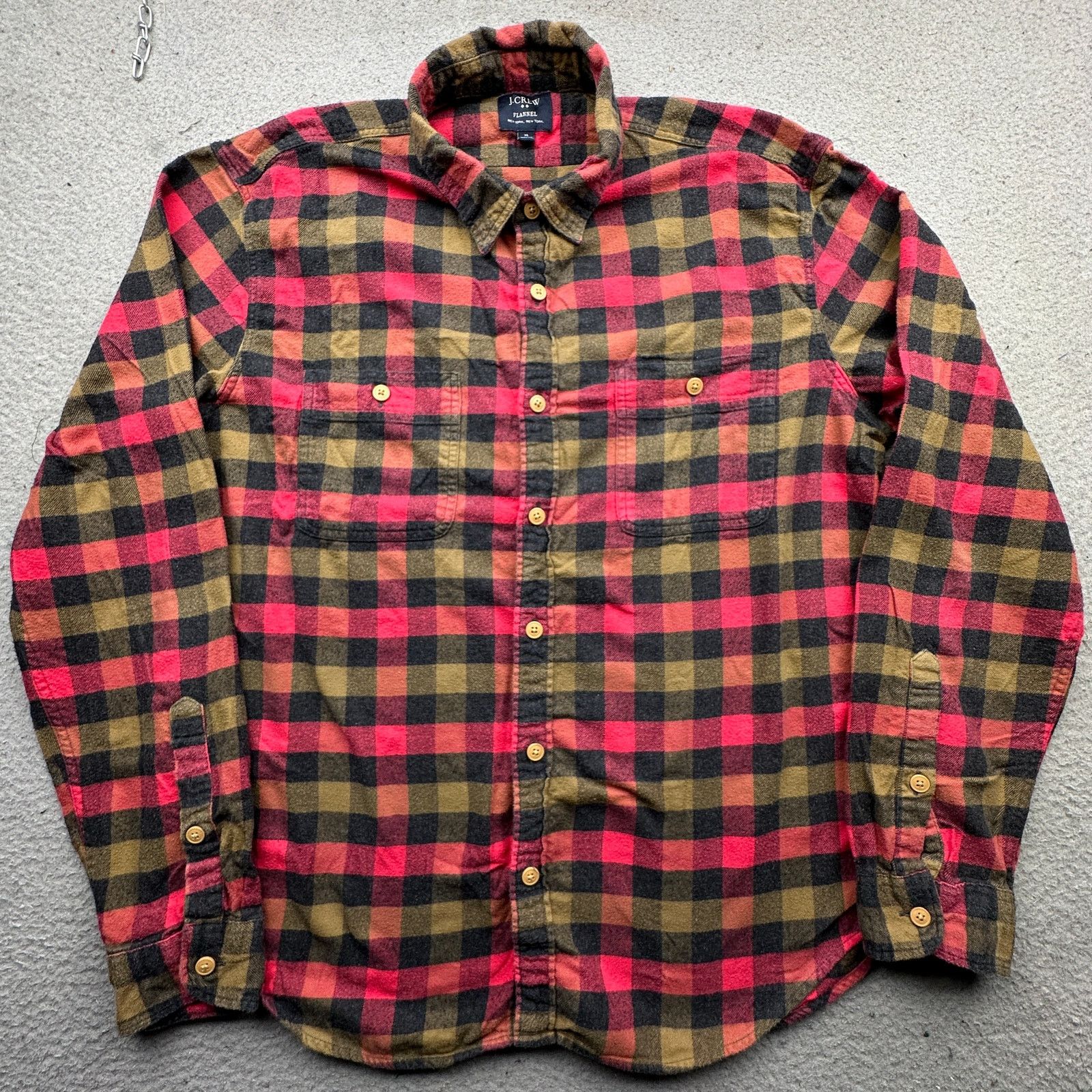 J.Crew J Crew Flannel Plaid Long Sleeve Button Up Shirt Men XL Red Size US XL / EU 56 / 4 - 1 Thumbnail