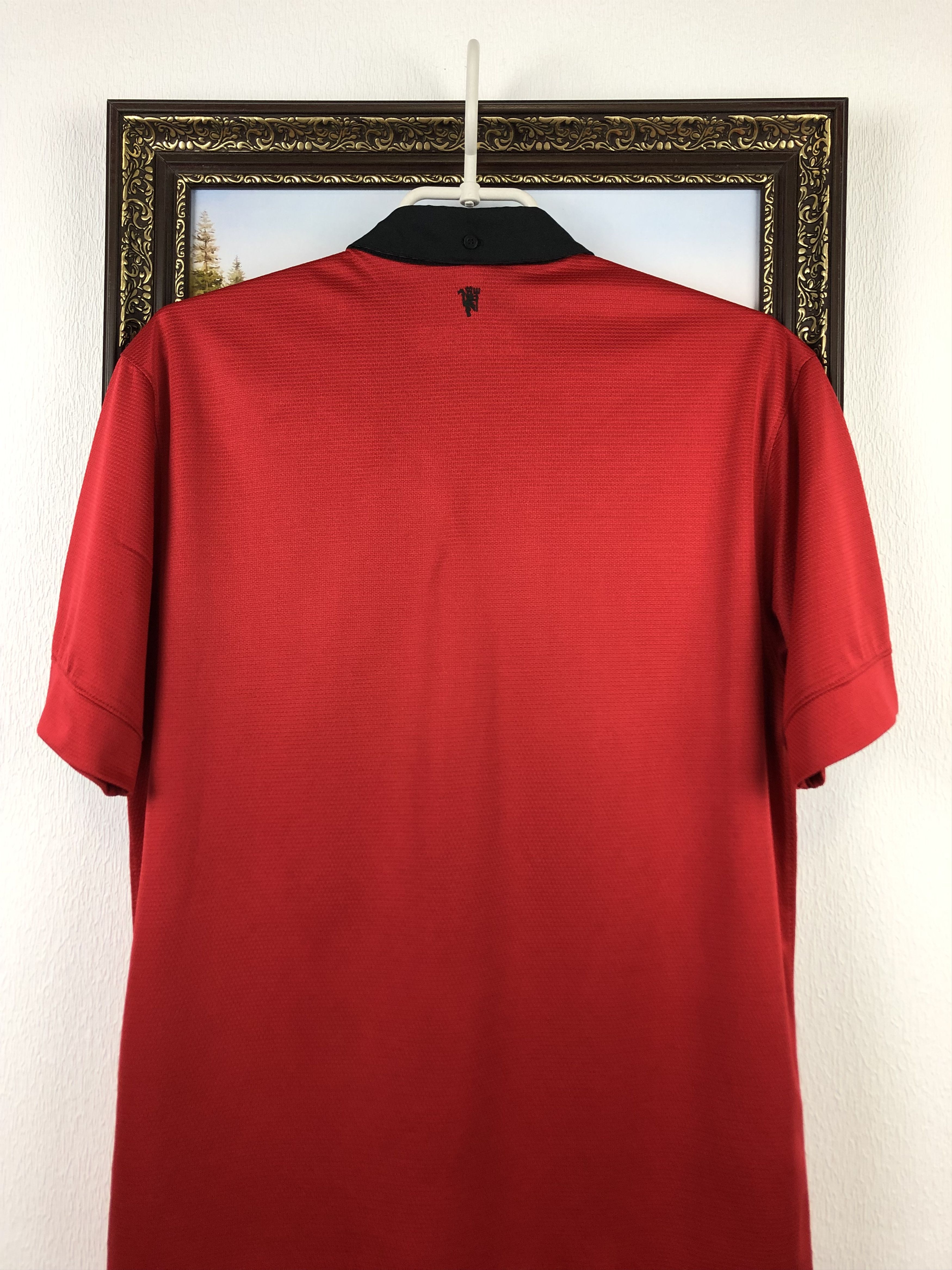 Nike Manchester United football shirt 2013 Soccer Nike Jersey Size US M / EU 48-50 / 2 - 18 Thumbnail
