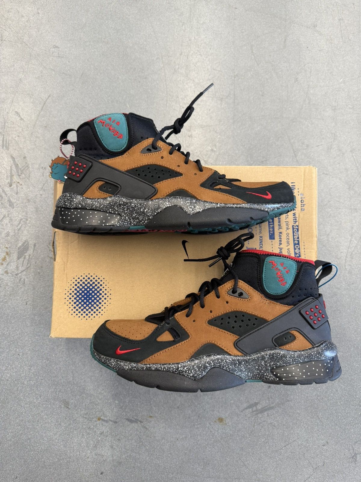 Nike 2019 Nike Air Mowabb NXN ACG Olivia Kim Size US 12 / IT 42 - 1 Thumbnail