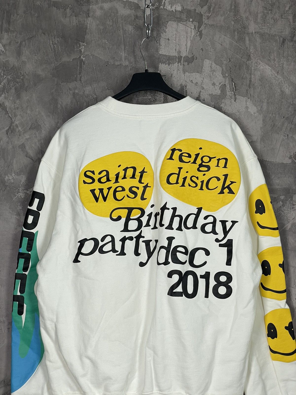Japanese Brand Lucky Me It’s My Birthday Streetwear Y2K Big Logo Sweatshirt Size US L / EU 52-54 / 3 - 9 Thumbnail