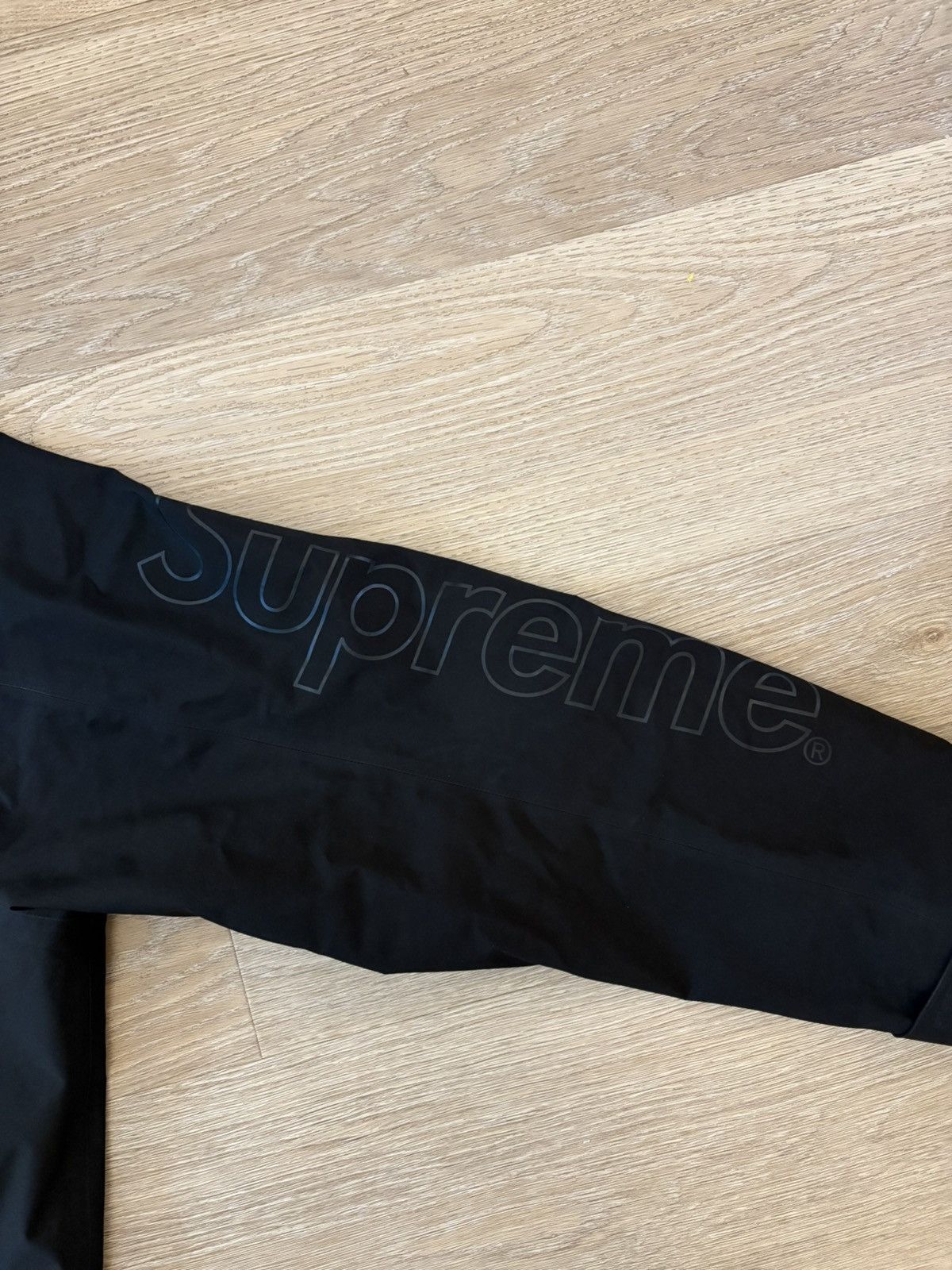 Supreme Authentic Supreme GORE-TEX Taped Seam Shell Jacket Medium Size US M / EU 48-50 / 2 - 3 Thumbnail