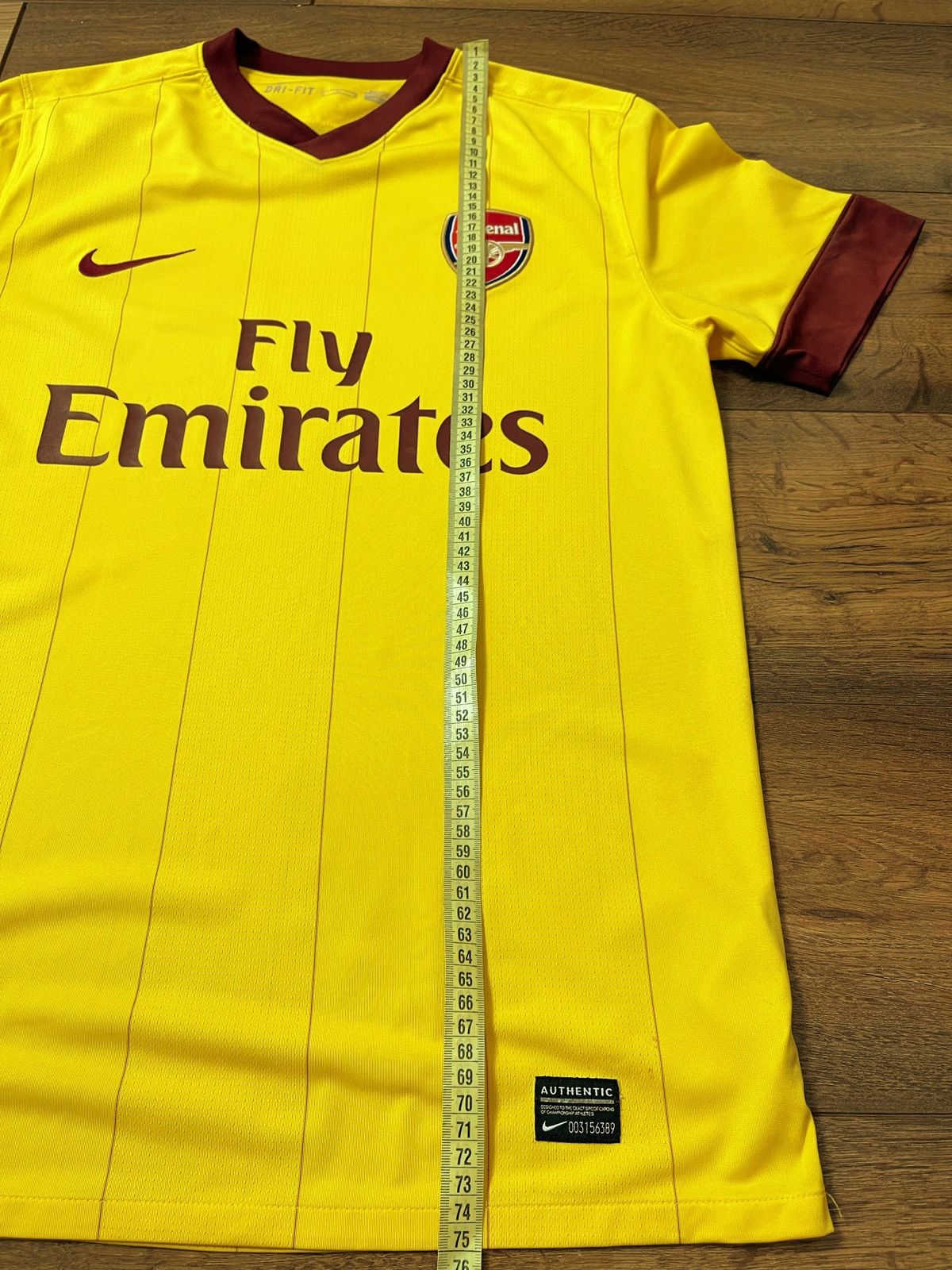 Nike ARSENAL 2010 2011 AWAY FOOTBALL SHIRT SOCCER JERSEY NIKE Size US M / EU 48-50 / 2 - 20 Thumbnail