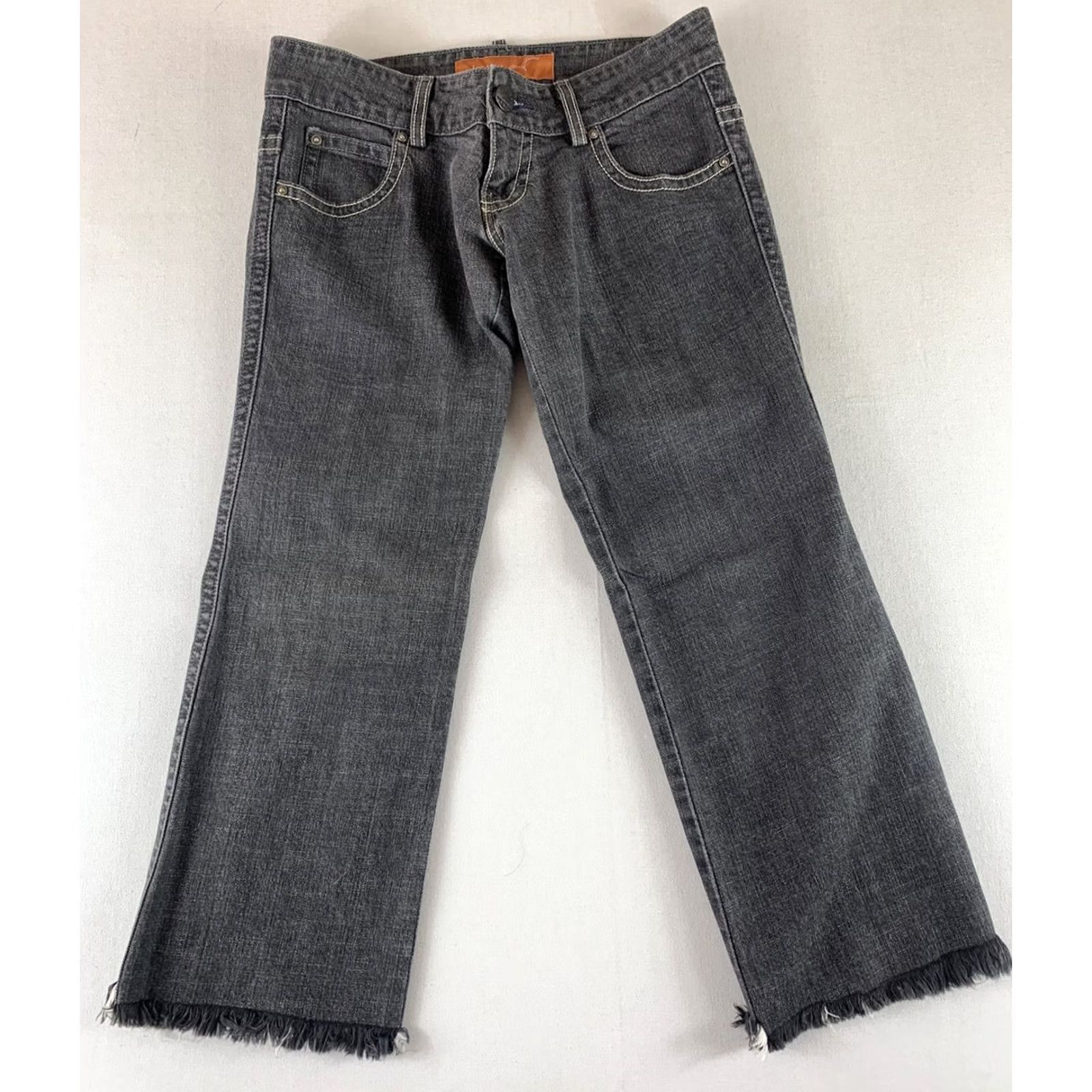 Levi's LEVIS Jeans WOMENS 7M BLACK CUT OFF Denim Size 28" / US 6 / IT 42 - 2 Thumbnail