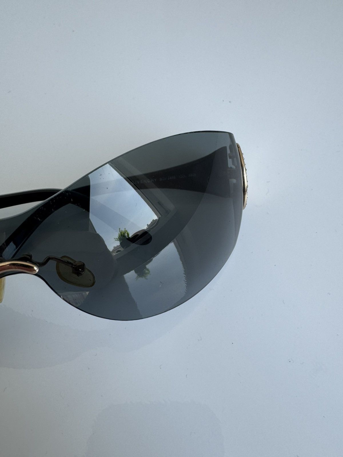 Givenchy Givenchy Sunglasses Mask Vintage Women’s Size ONE SIZE - 10 Thumbnail