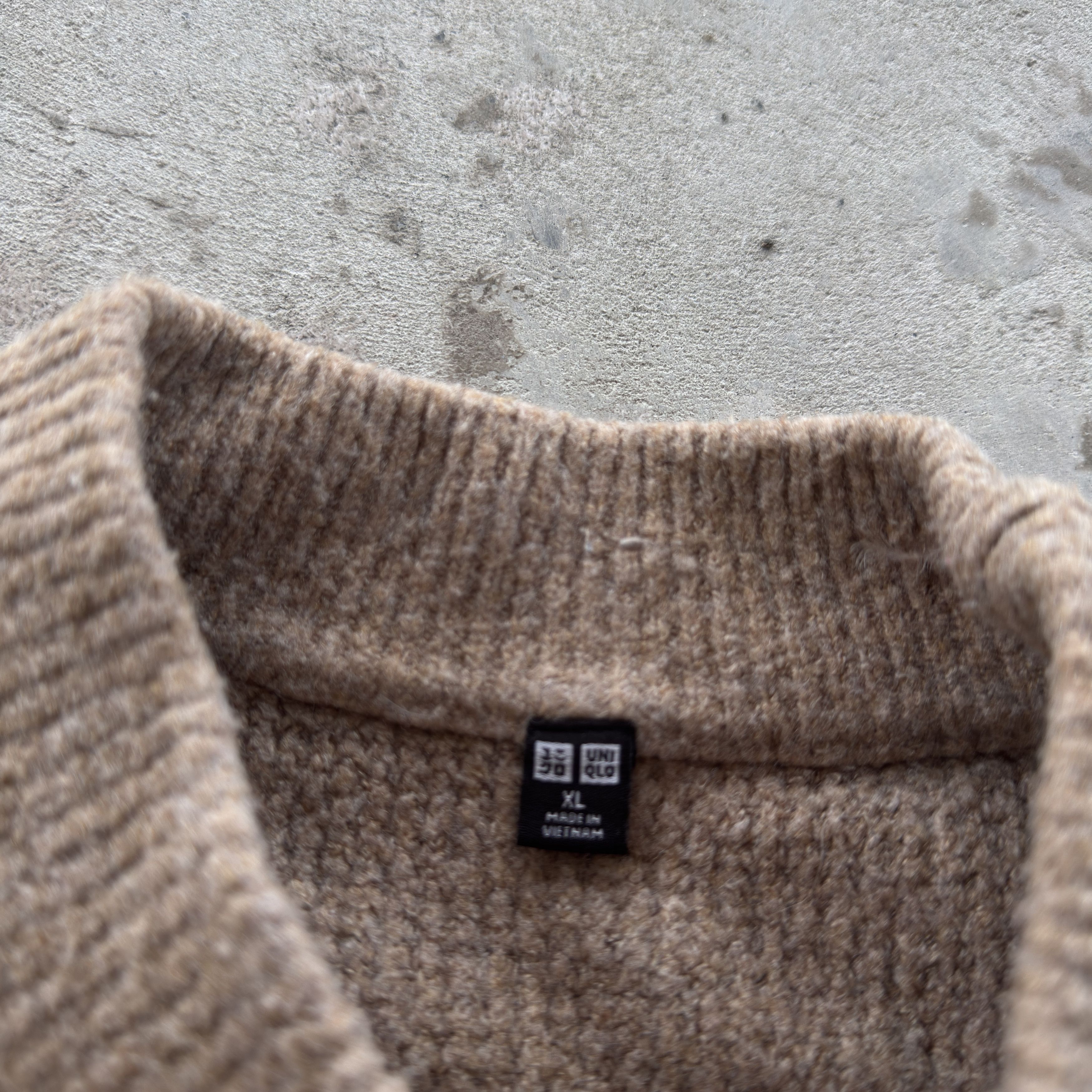 Uniqlo Vintage Uniqlo Mock Neck Knit Sweater Tan Pullover Wool Size US XL / EU 56 / 4 - 5 Thumbnail