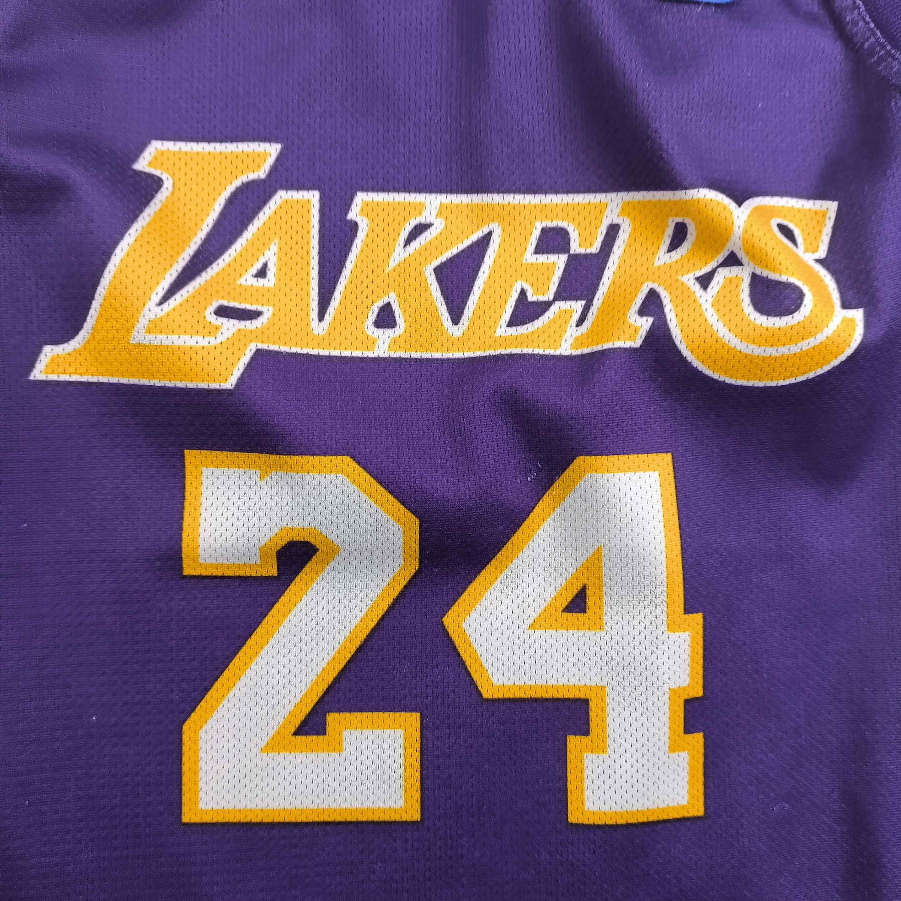 Champion Los Angeles Lakers Kobe Bryant Champion EU NBA jersey size M Size US M / EU 48-50 / 2 - 4 Thumbnail