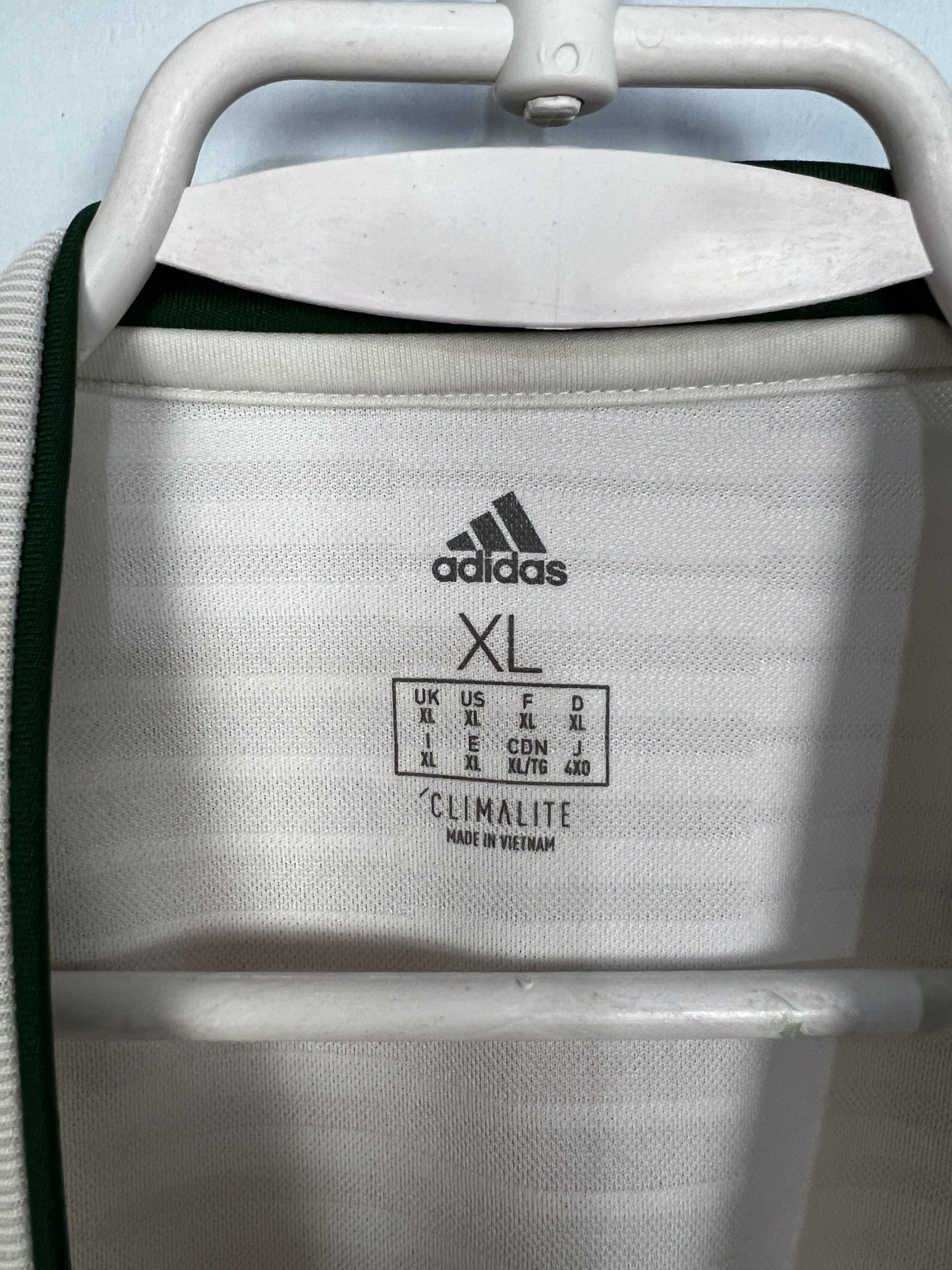 Adidas Wales Away football shirt 2018 Soccer Adidas Jersey National Size US XL / EU 56 / 4 - 7 Thumbnail