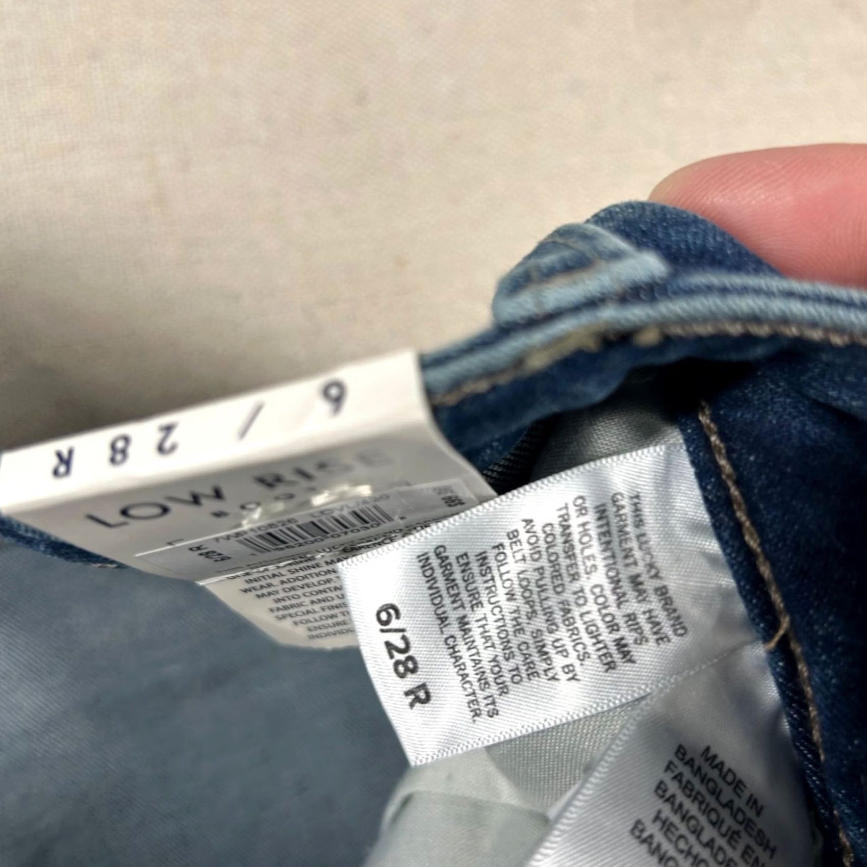 Lucky Brand Lucky Brand Jeans Womens 6 Regular Lolita Low Rise Boot Cut Denim 5-Pocket Blue 27in Inseam 32in XS?? Size 28" / US 6 / IT 42 - 6 Thumbnail