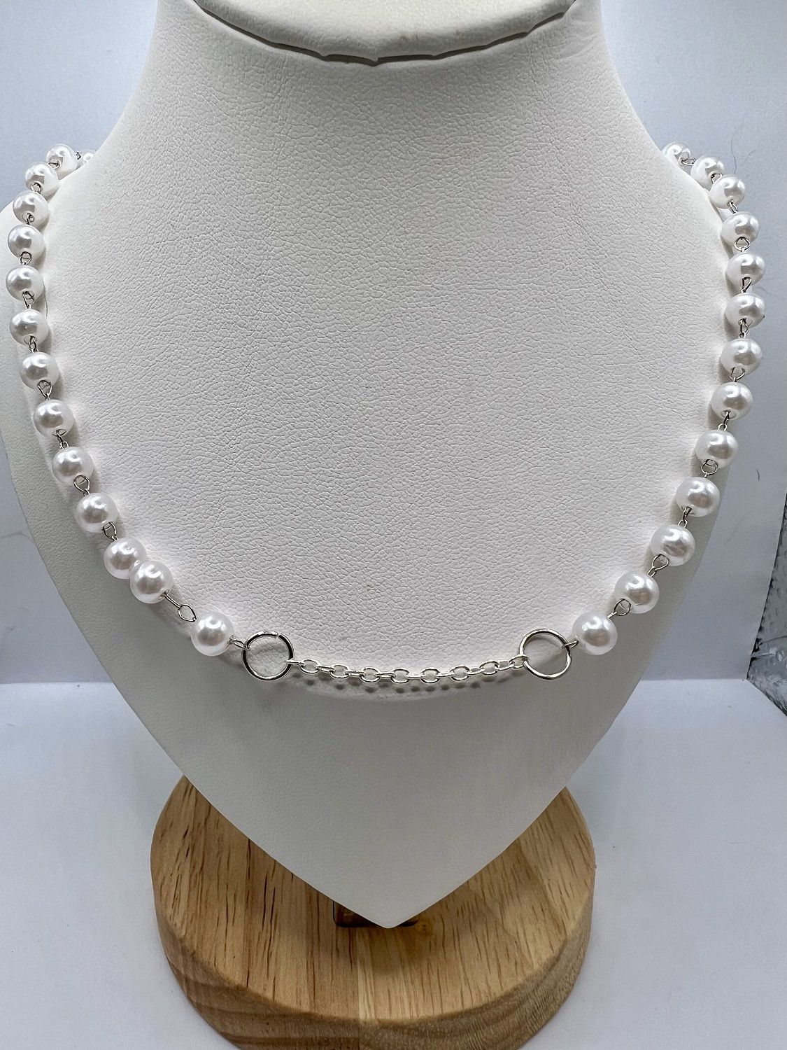 Handmade White Pearl Beads Statement Chain Necklace Size ONE SIZE - 3 Thumbnail