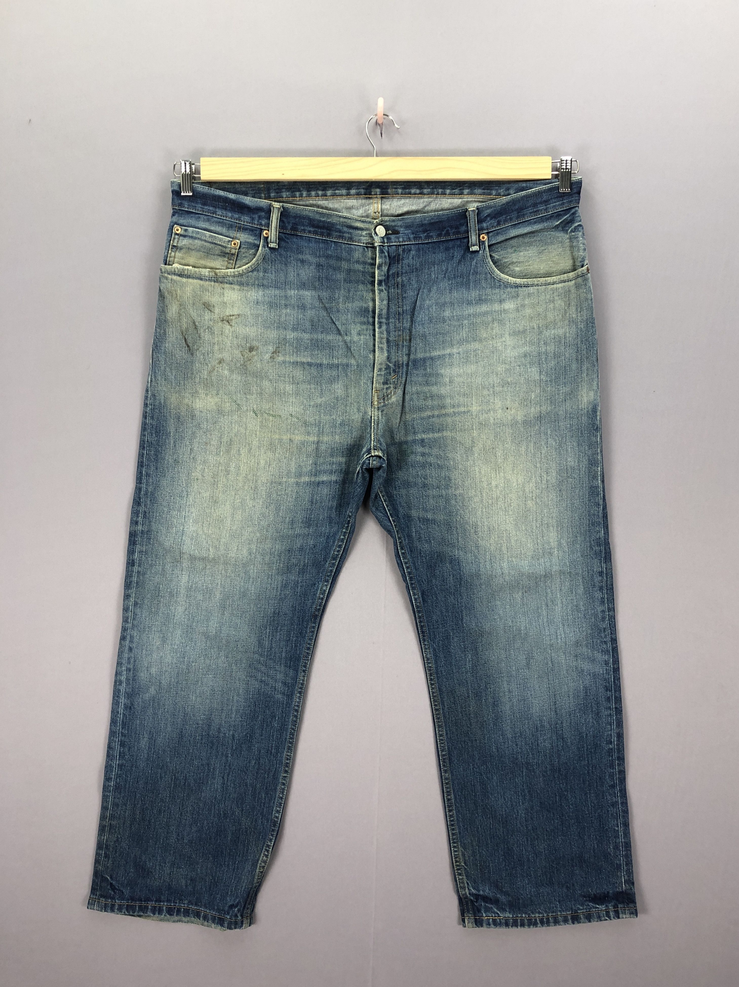 Levi's Vintage Levis 559 Baggy Faded Jeans Levi's Light Wash Denim Size US 44 / EU 60 - 1 Thumbnail