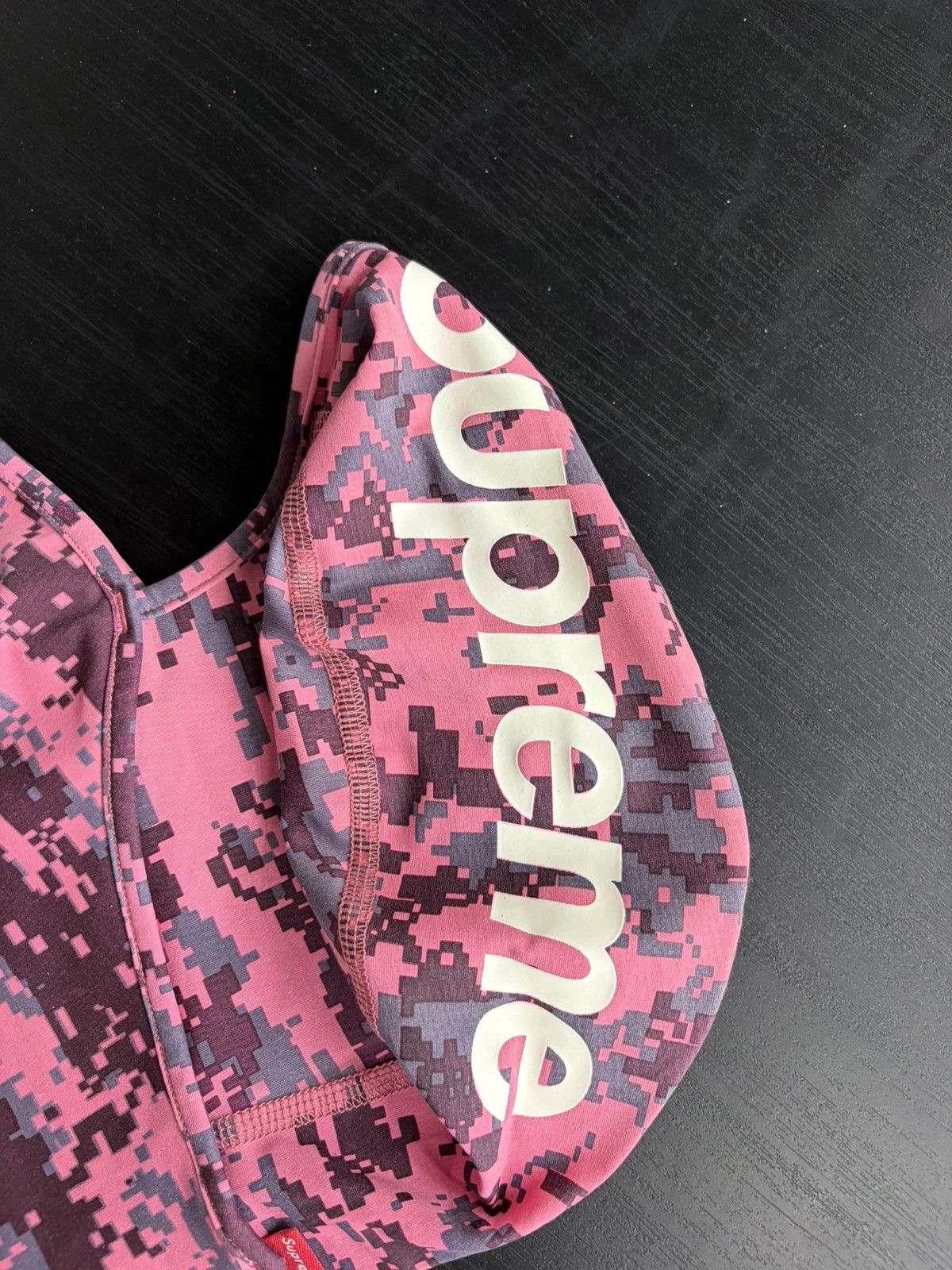 Supreme Supreme Heat Reactive Camo Balaclava Pink FW 25 Size ONE SIZE - 3 Thumbnail