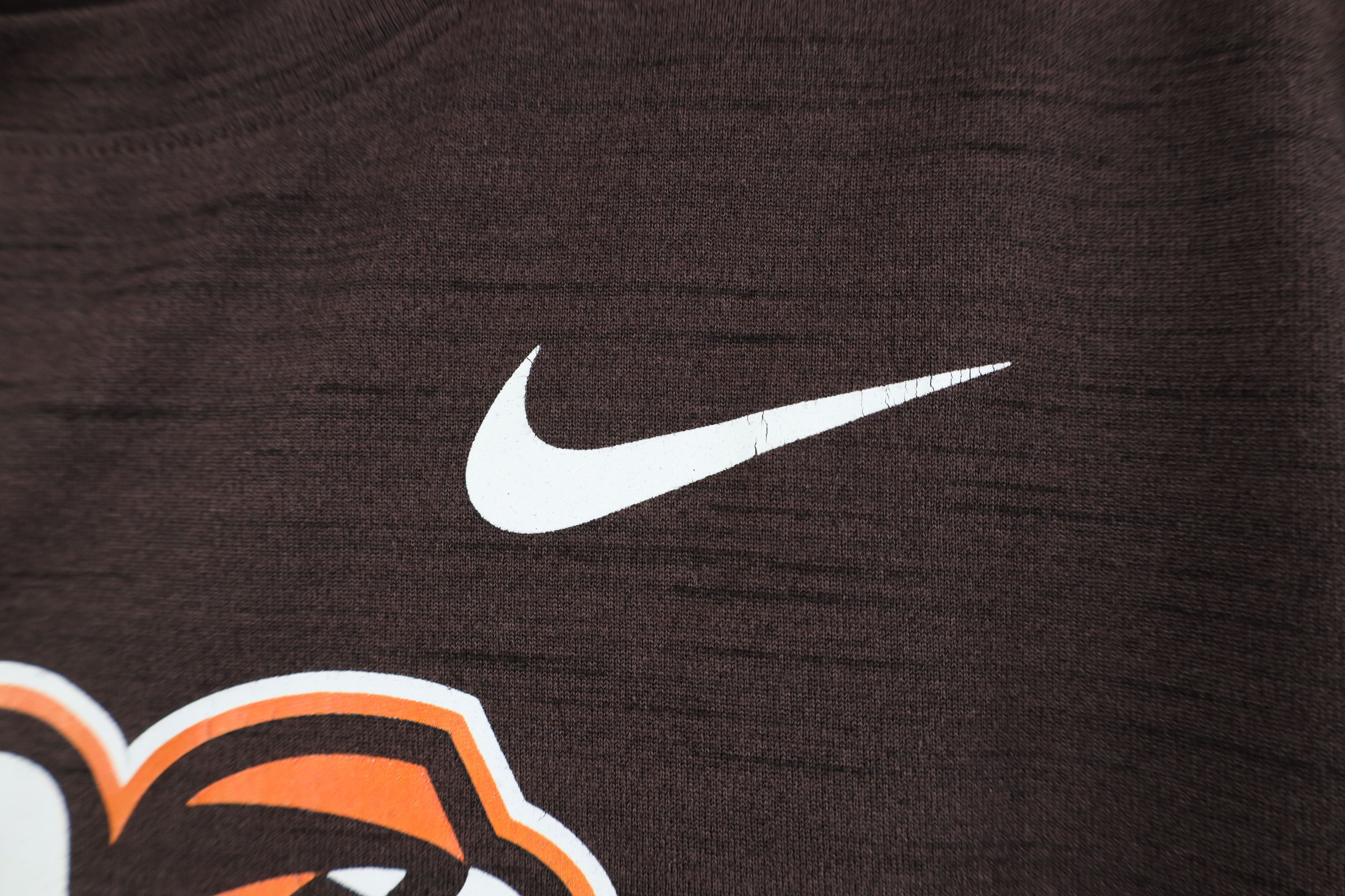 Nike Nike Issued Bowling Green State University Football T-Shirt Size US S / EU 44-46 / 1 - 6 Thumbnail