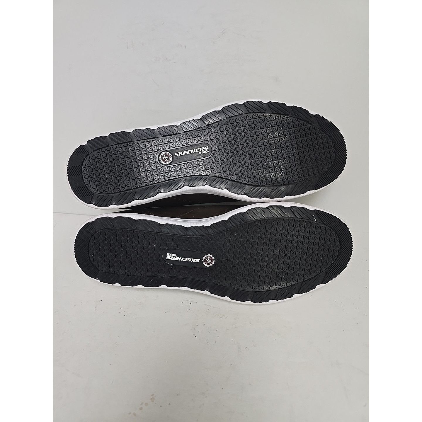 SKECHERS Skechers Men's Steel Toe SP Skate Safety Work Shoes 14M Size US 14 / EU 47 - 10 Thumbnail