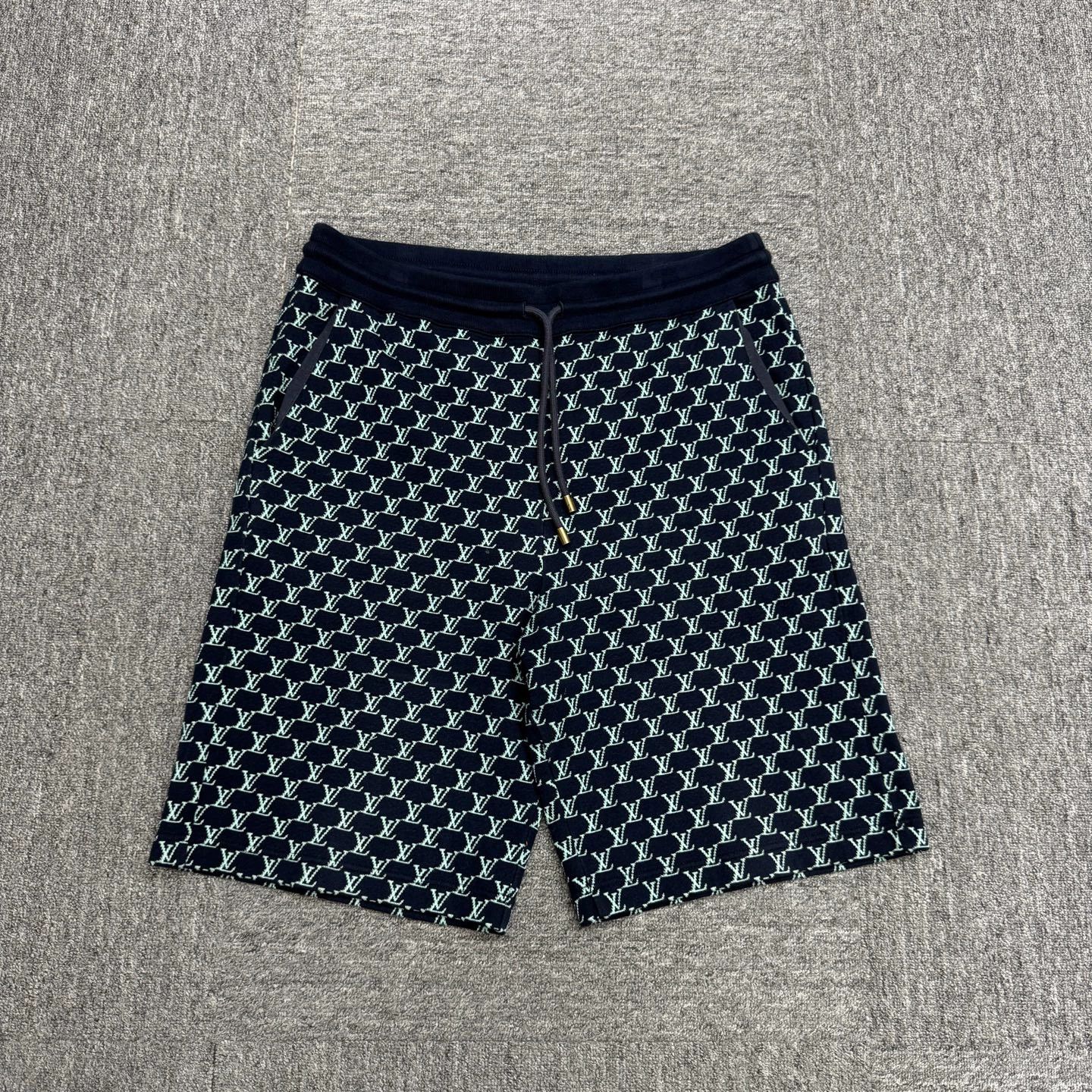 Louis Vuitton LV Monogram All-Over Print Shorts XXL 98New Size US 38 / EU 54 - 1 Thumbnail
