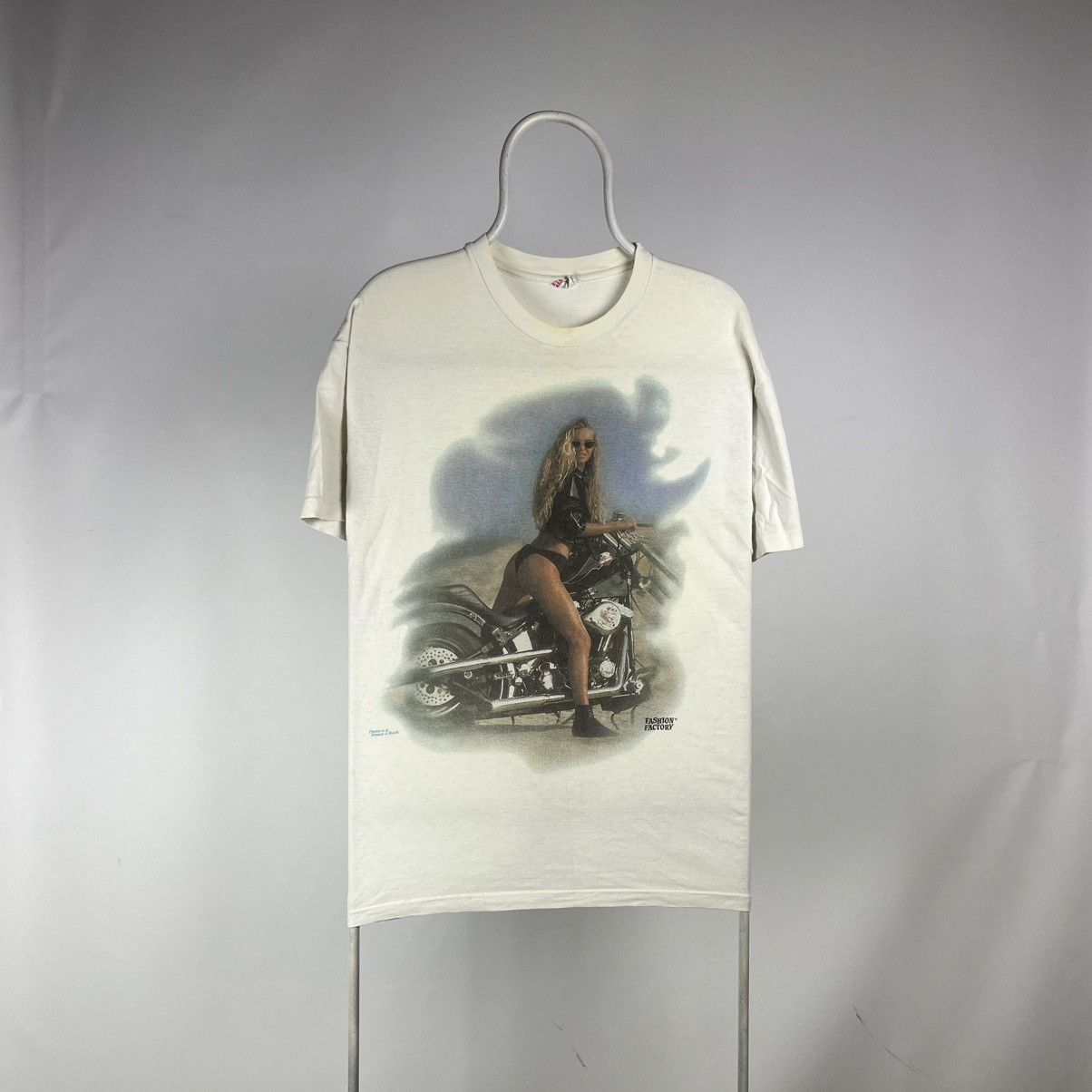 Band Tees Vintage Hanes Tshirf Biker Lady 80s size XLarge Size US XL / EU 56 / 4 - 1 Thumbnail