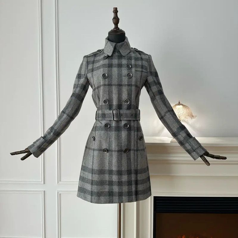 Burberry Burberry Gray Plaid Women's Trench Coat Size M / US 6-8 / IT 42-44 - 1 Thumbnail