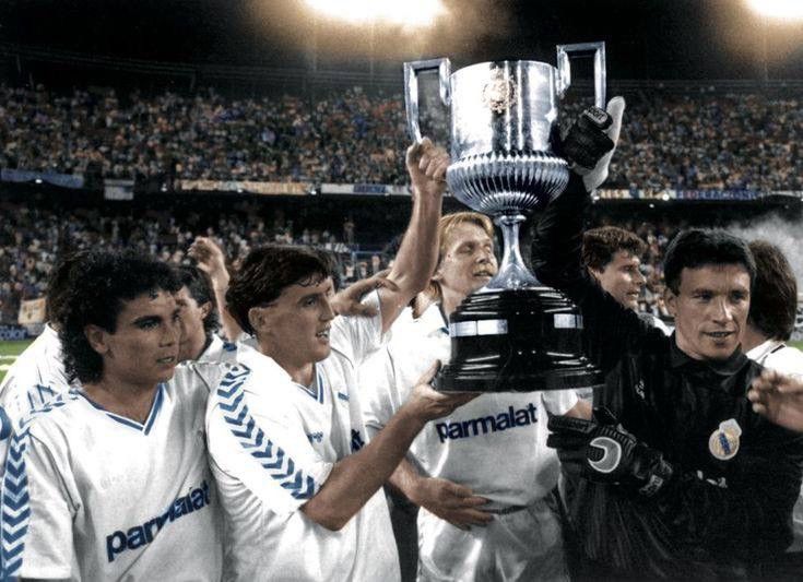 Hummel Real Madrid Hummel Parmalat #9 Santillana Jersey 1989-90 XL Size US XL / EU 56 / 4 - 21 Thumbnail