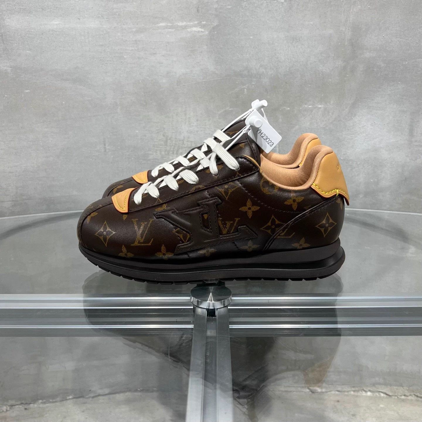 Louis Vuitton LV Aganshoe Monogram UK5.5/39.5 NIB Size US 6.5 / EU 39-40 - 3 Thumbnail