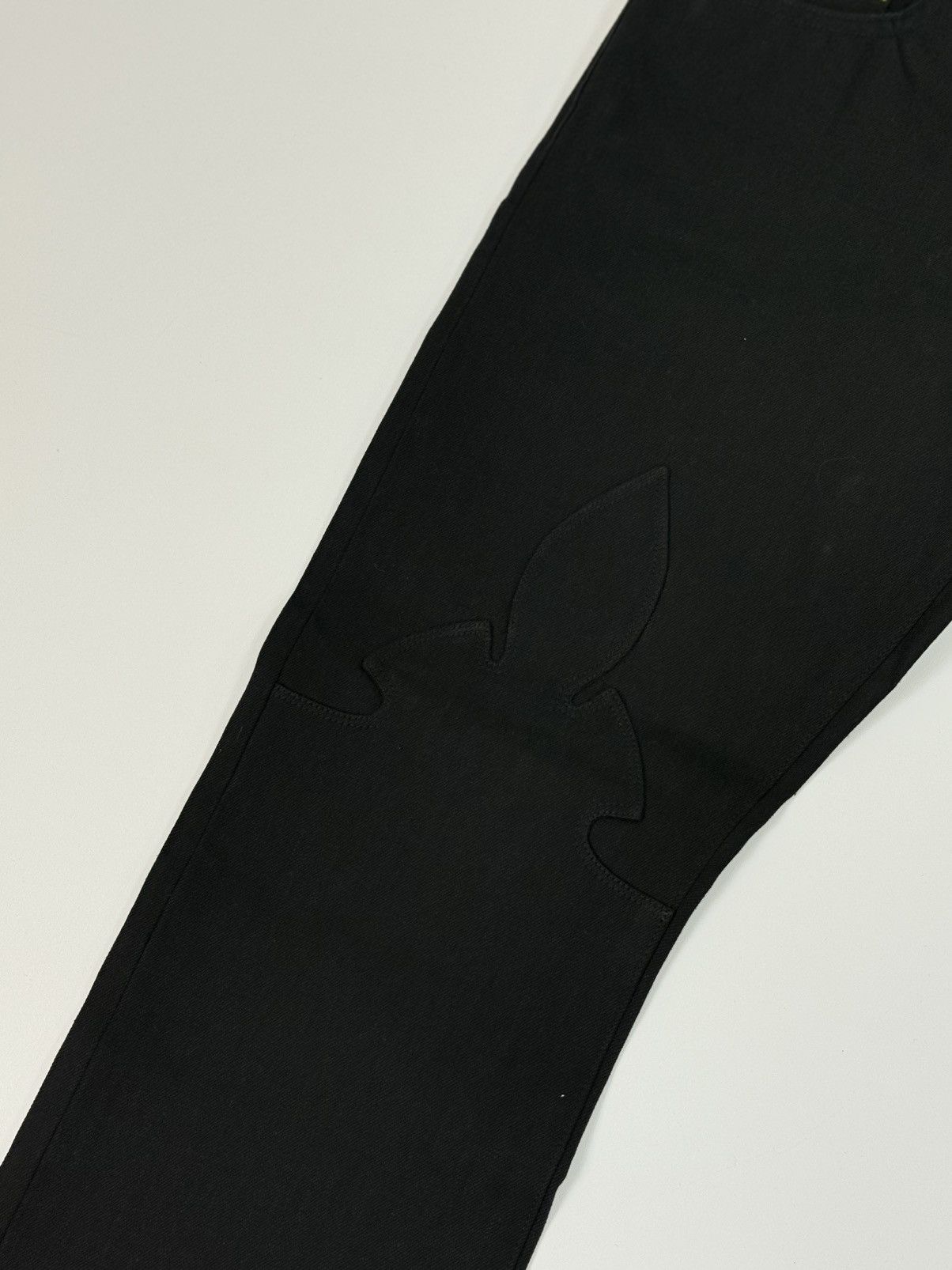 Chrome Hearts 🔥Chrome Hearts Black Fleur Knee Jeans🔥 Size US 32 / EU 48 - 3 Thumbnail