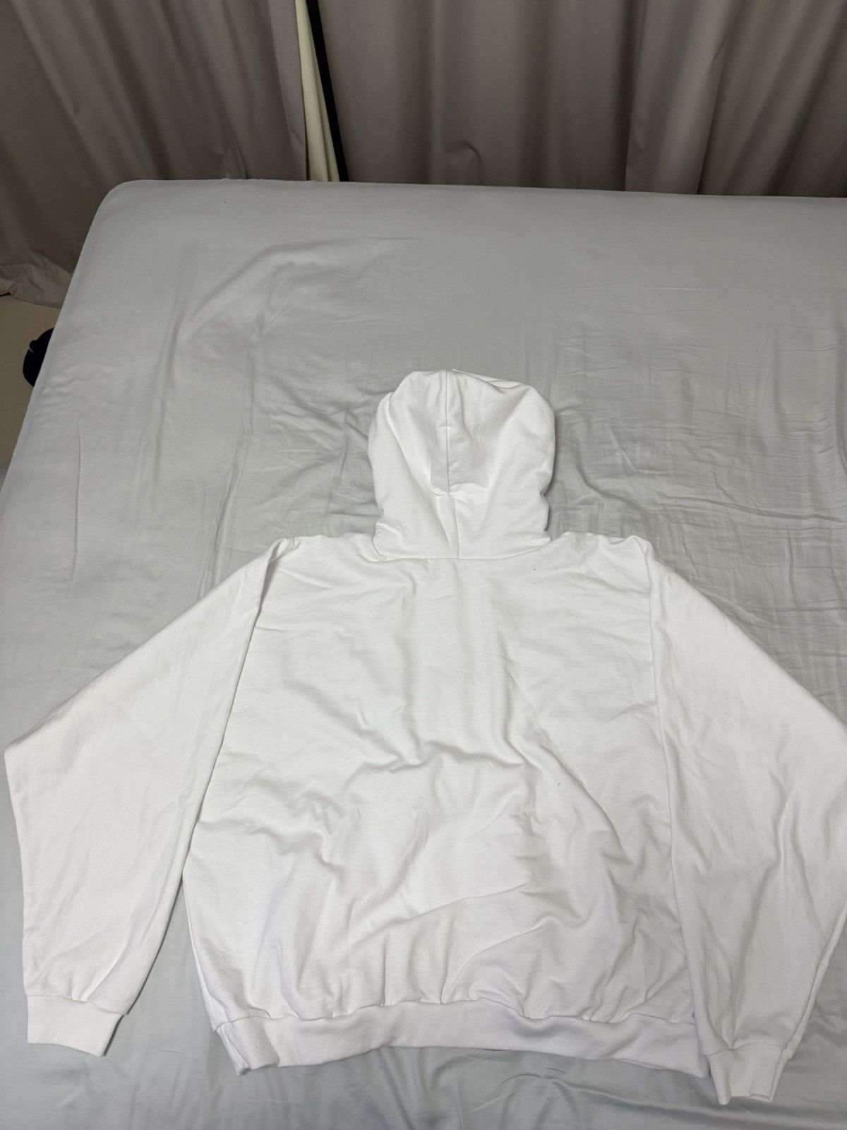Kanye West Kanye West x Gosha Rubchinskiy Hoodie White Logo Hoodie Size US M / EU 48-50 / 2 - 2 Thumbnail