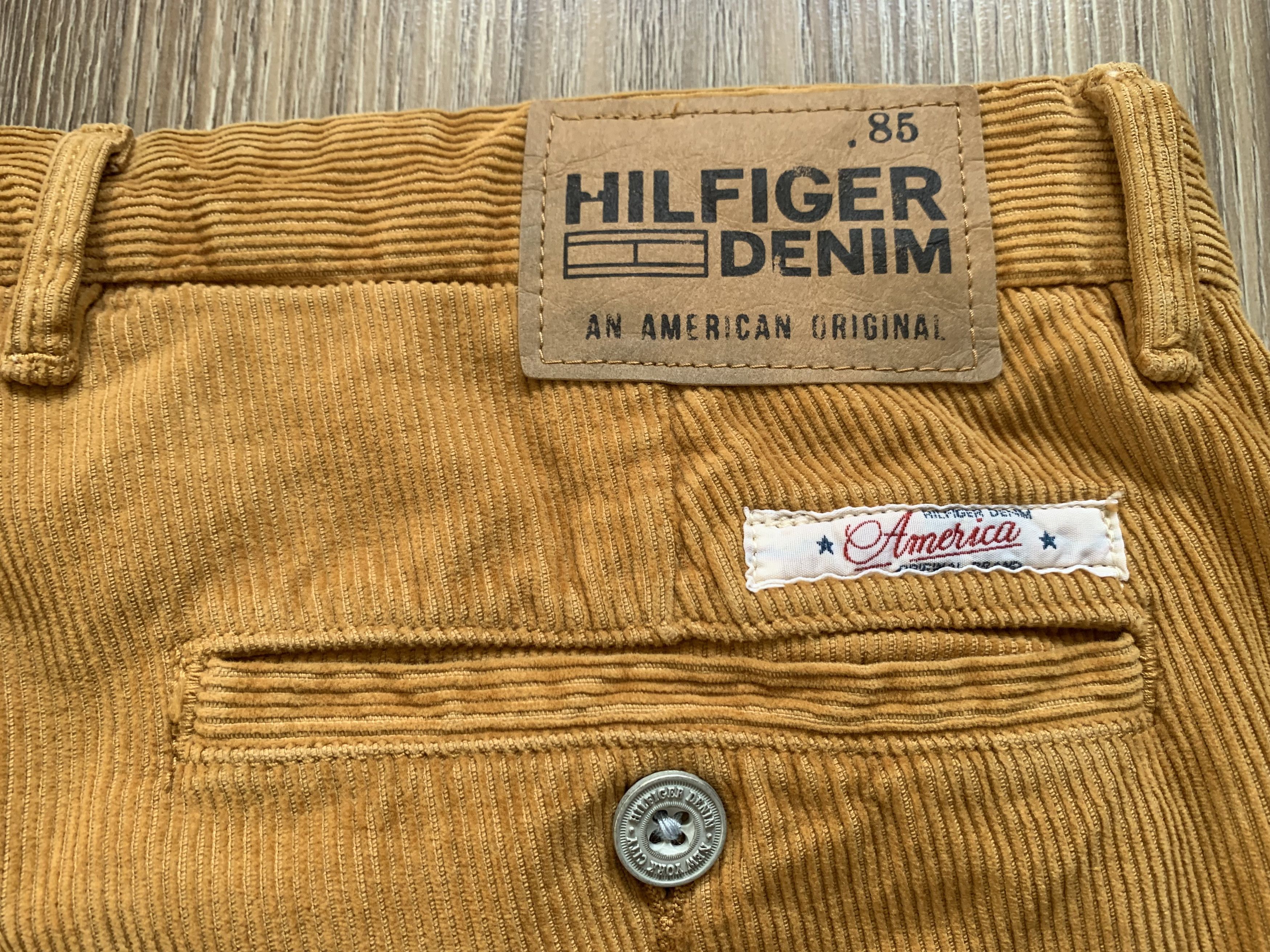 Tommy Hilfiger Tommy Hilfiger Mens Vintage Corduroy Pants Size US 33 - 7 Thumbnail
