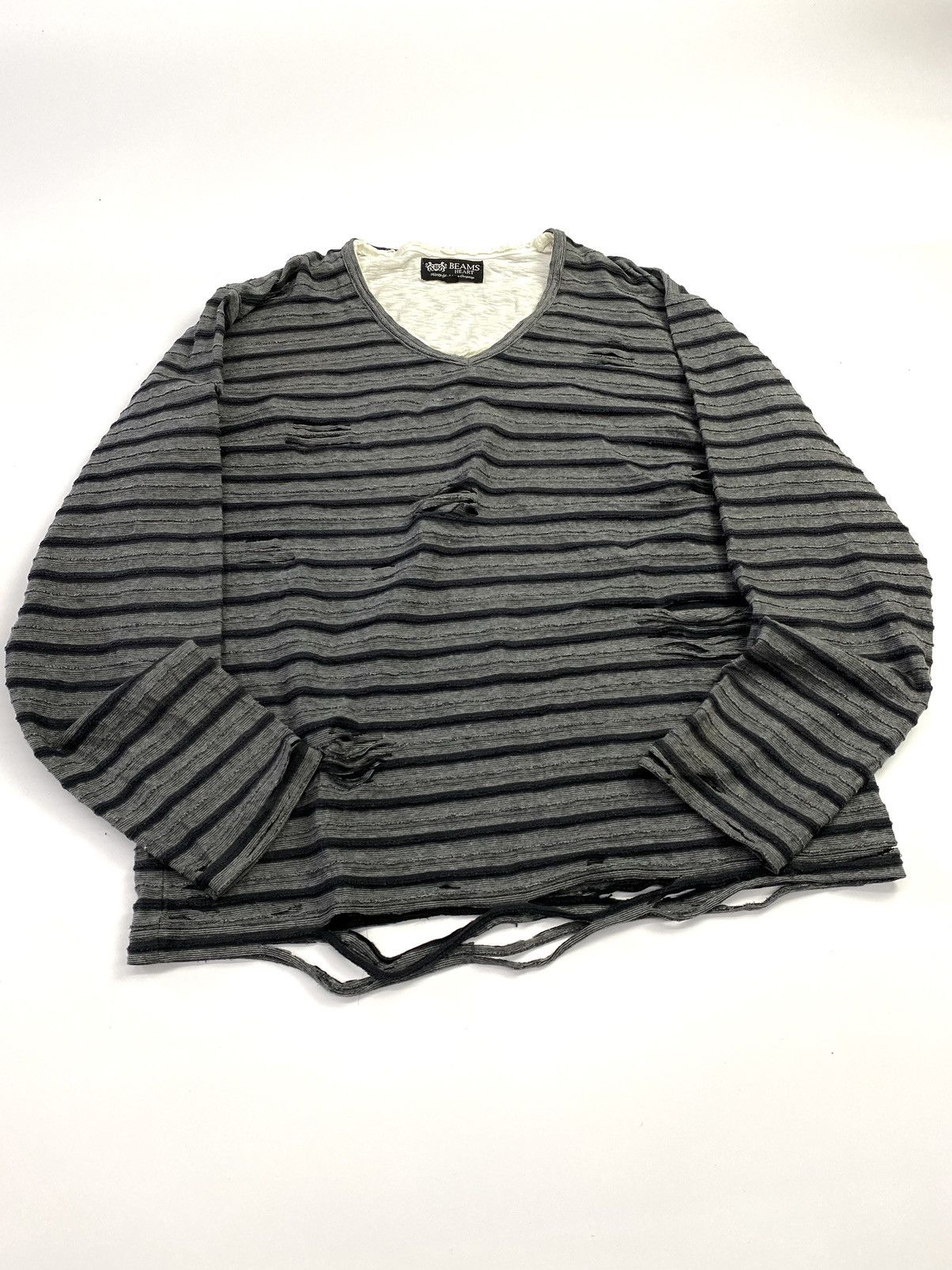 Beams Plus × GOSTAR DE FUGA × KMRii Distressed beams heart longsleeve gothic style Size US M / EU 48-50 / 2 - 2 Thumbnail