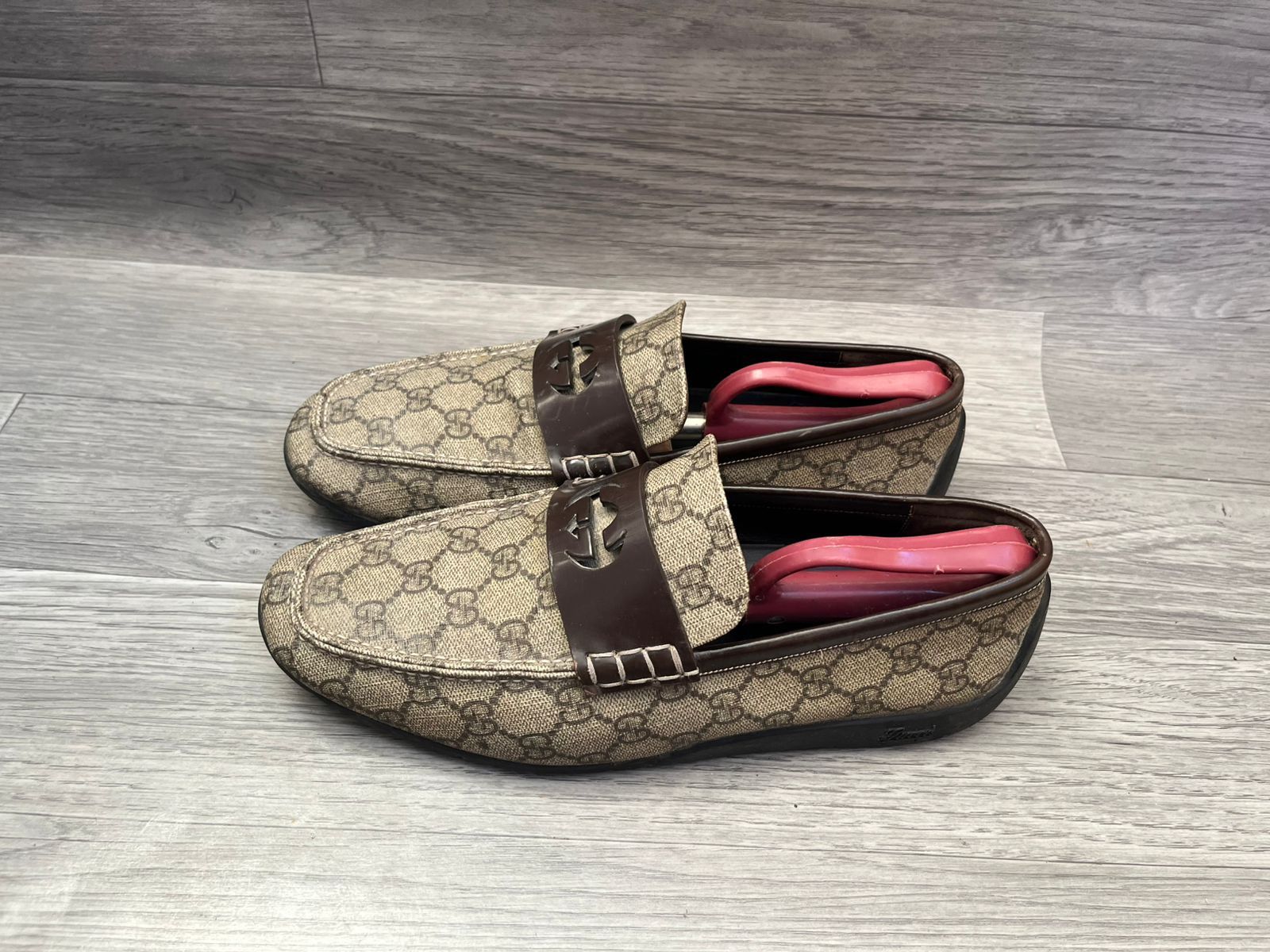 Gucci Gucci Supreme Monogram GG Logo Loafers Color Beige Size US 7 / EU 40 - 4 Thumbnail