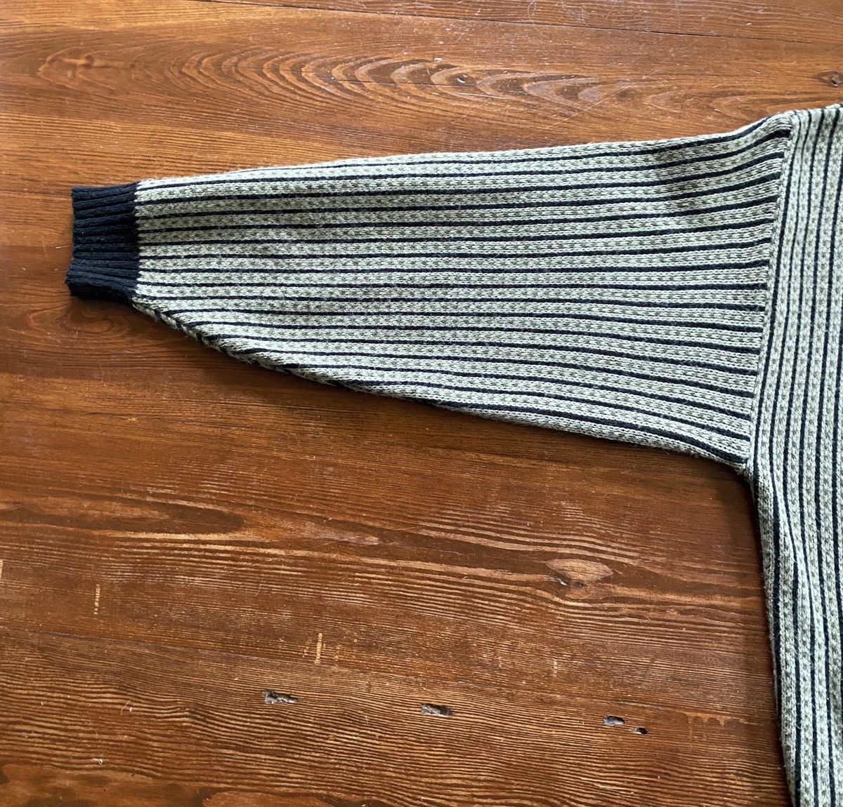 Vintage Vintage 70’s American Crusader Striped Knit Cardigan Sweater Size US L / EU 52-54 / 3 - 9 Thumbnail
