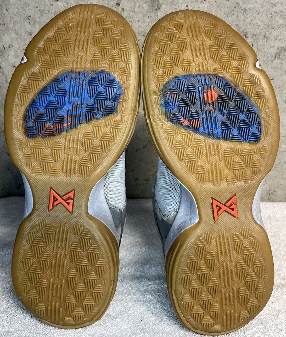 Nike NIKE PG 1 SUPERSTITION PAUL GEORGE BASKETBALL SHOES SIZE 11 Size US 11 / EU 44 - 7 Thumbnail