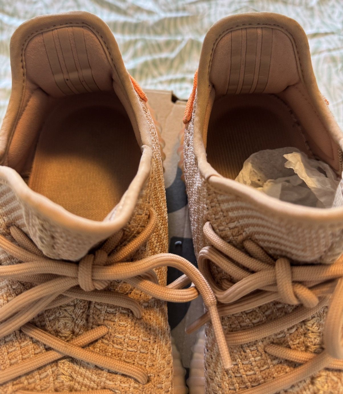 Yeezy Adidas Yeezy Size 8 Boost 350 V2 Clay Men Used EG7490 Size US 8 / EU 41 - 6 Thumbnail