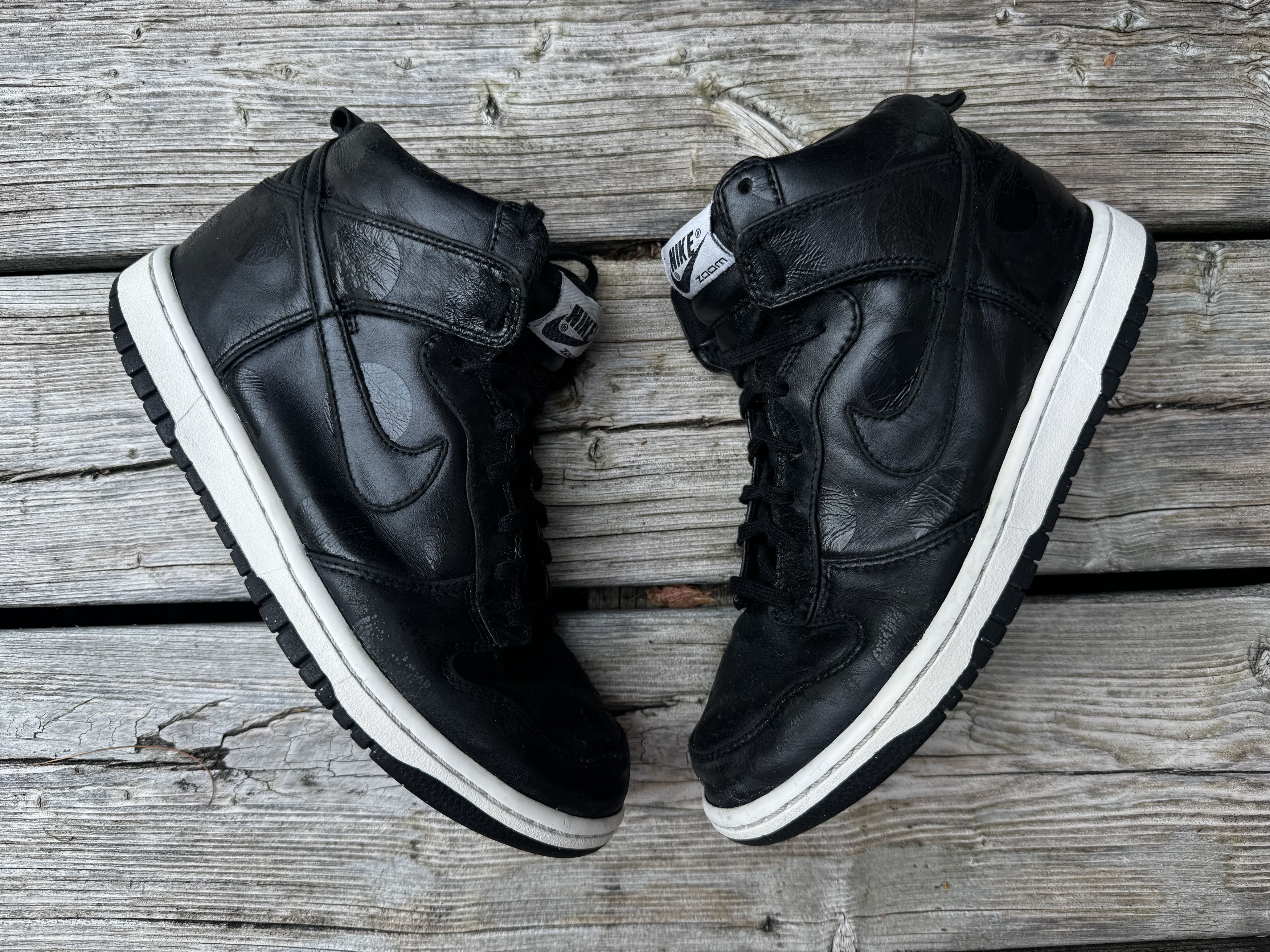 Nike 2010 WMNS Premium Dunk High 'Black Dot' [317814-005] Size US 7 / IT 37 - 1 Thumbnail