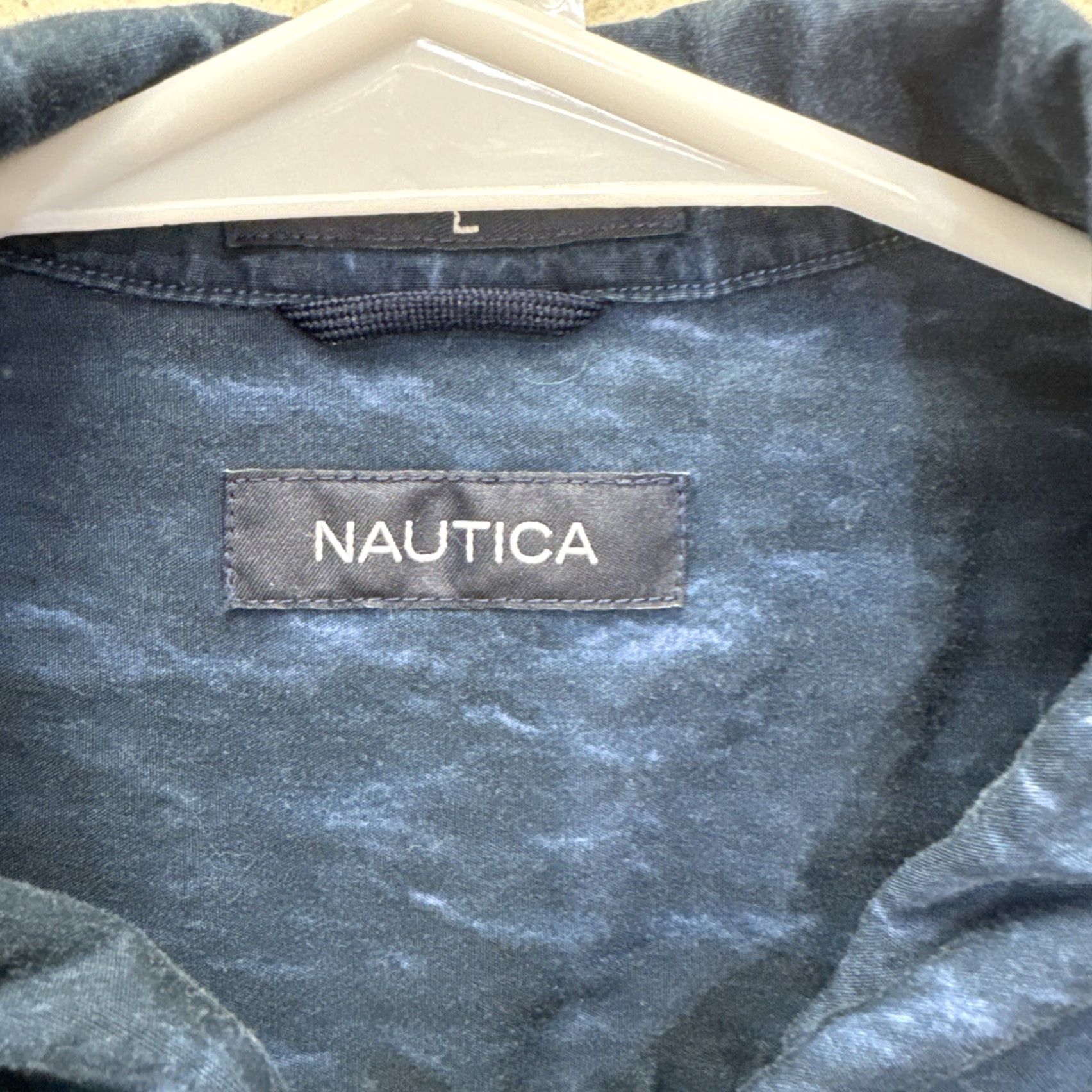Nautica VINTAGE Nautica Shirt Mens Large Blue Button-Up Short Sleeve Sailboat Hong Kong 90s Beach Nautical Shirt Mens L Blue 90s Nautical Beach Mens Shirt Size US L / EU 52-54 / 3 - 2 Thumbnail