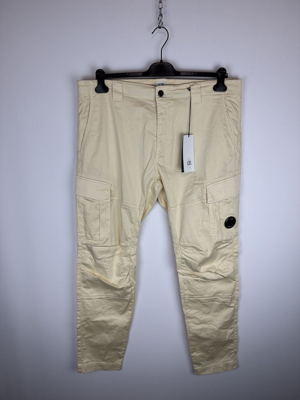 C.P. Company Off-white C.P. Company cargo trousers (brand new with tags) Size US 38 / EU 54 - 1 Thumbnail