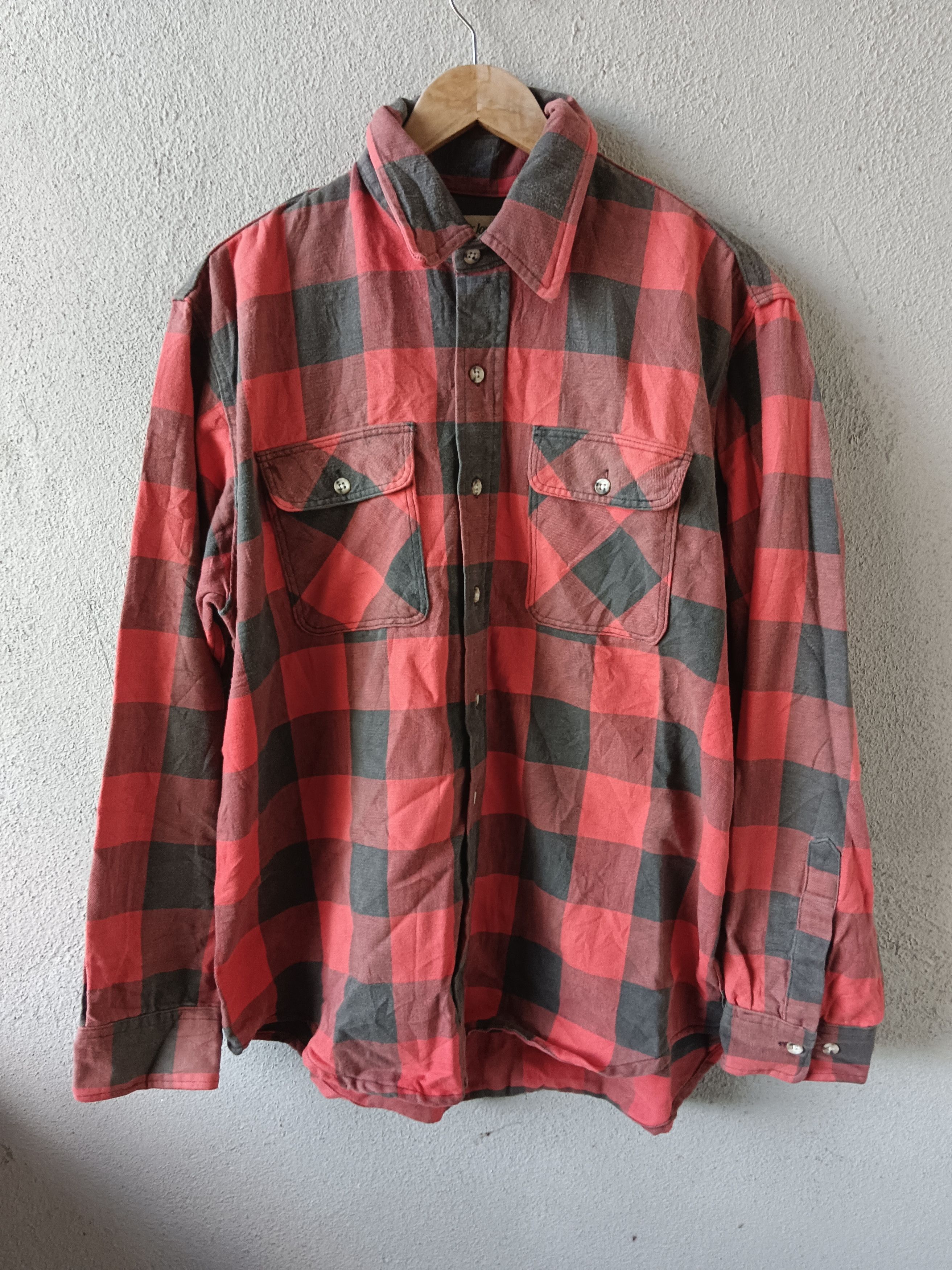 St. Johns Bay × Vintage Vintage St John Bay Chambray Shirt Size L Made in usa Size US L / EU 52-54 / 3 - 1 Thumbnail