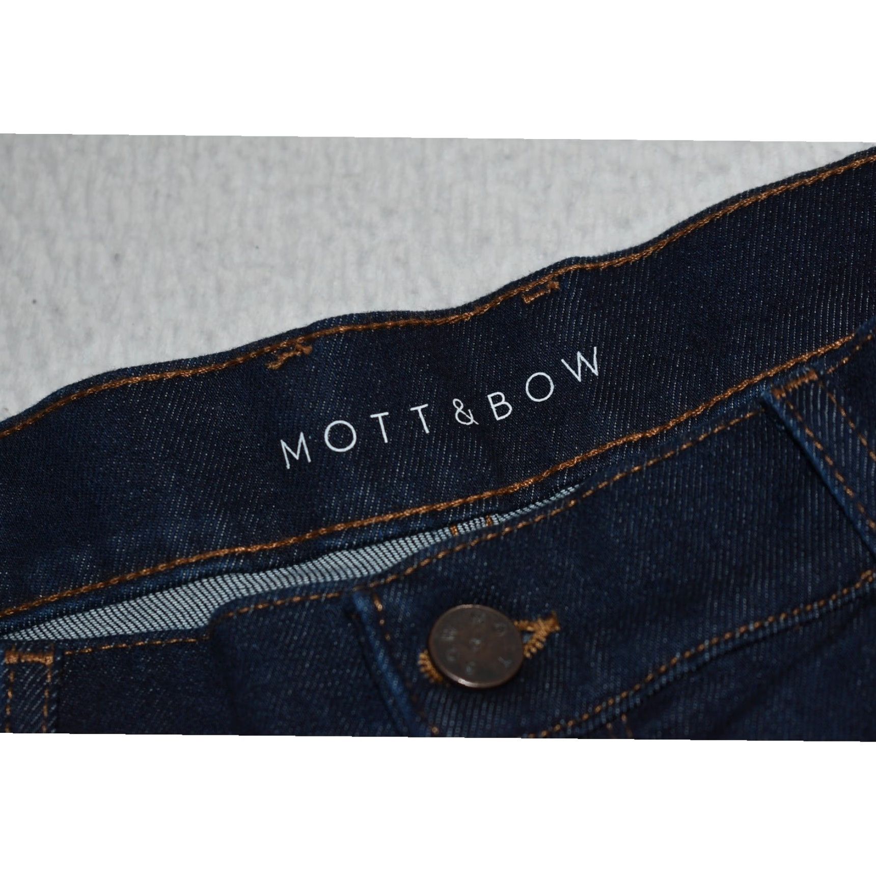 Mott Bow Jeans Men Size 38 x 30 Slim Fit Stretch Denim 5-Pocket