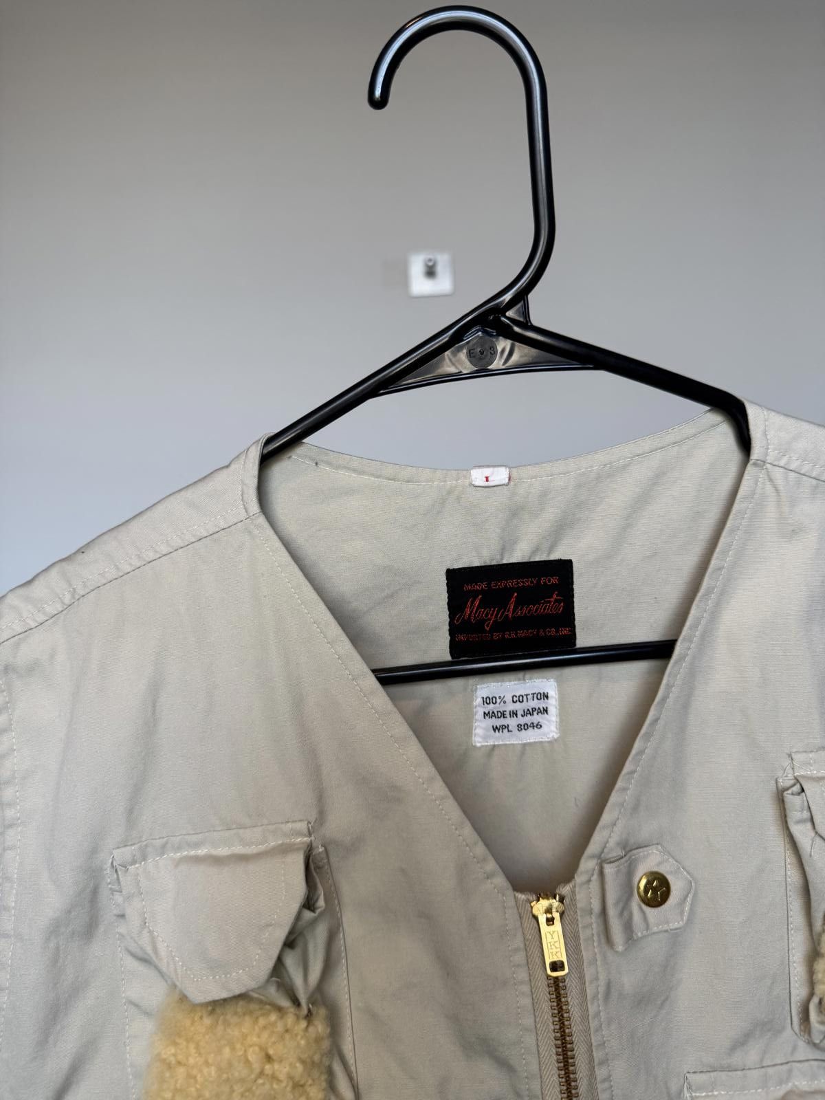 Designer Vintage Hunting Tactical boxy Crop Khaki Vest 14 Pockets Size US L / EU 52-54 / 3 - 6 Thumbnail