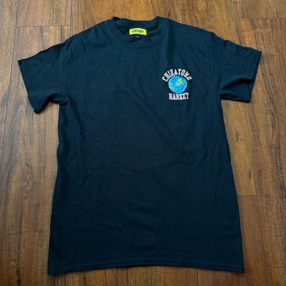Market CHINATOWN MARKET BASKETBALL GLOBE BLACK T-SHIRT SZ SMALL S Size US S / EU 44-46 / 1 - 4 Thumbnail