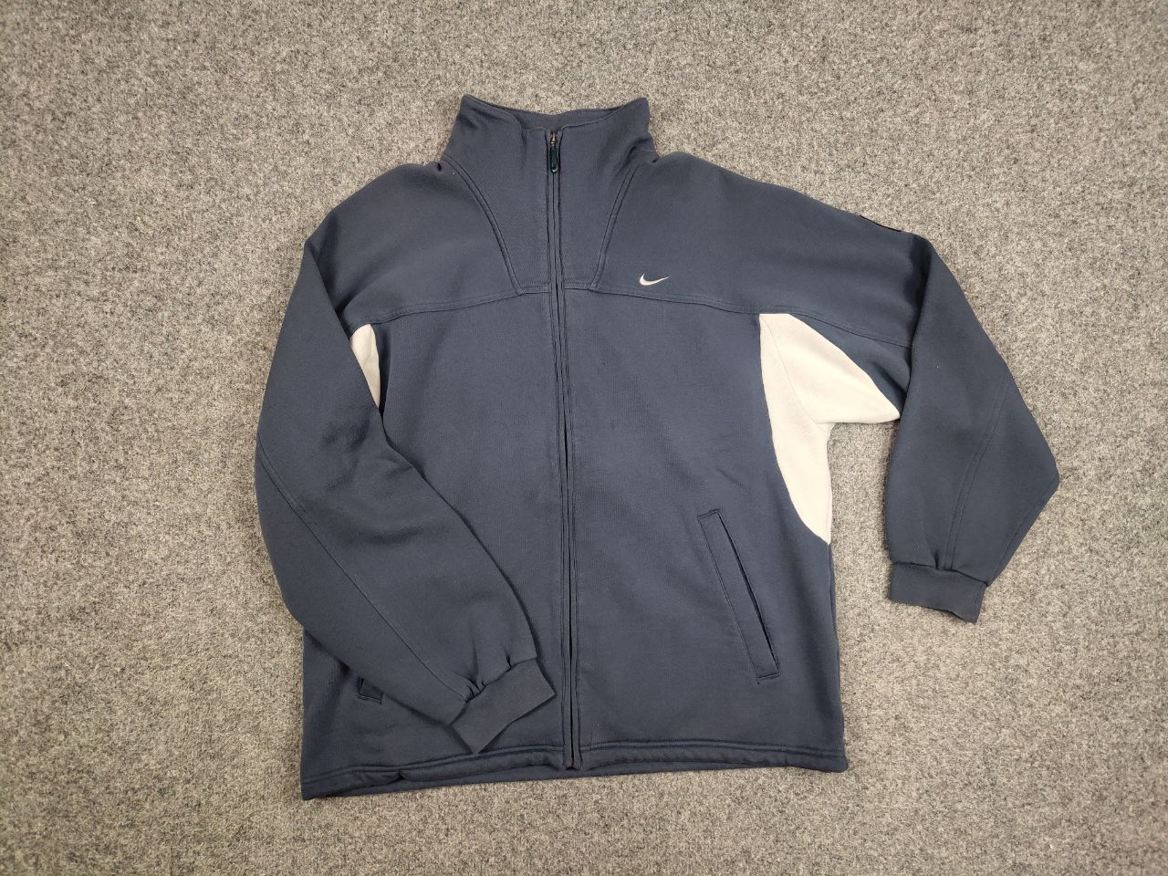 Nike Vintage 90's Nike Zip Cotton Embroidered Logo Sweatshirt Size US M / EU 48-50 / 2 - 6 Thumbnail