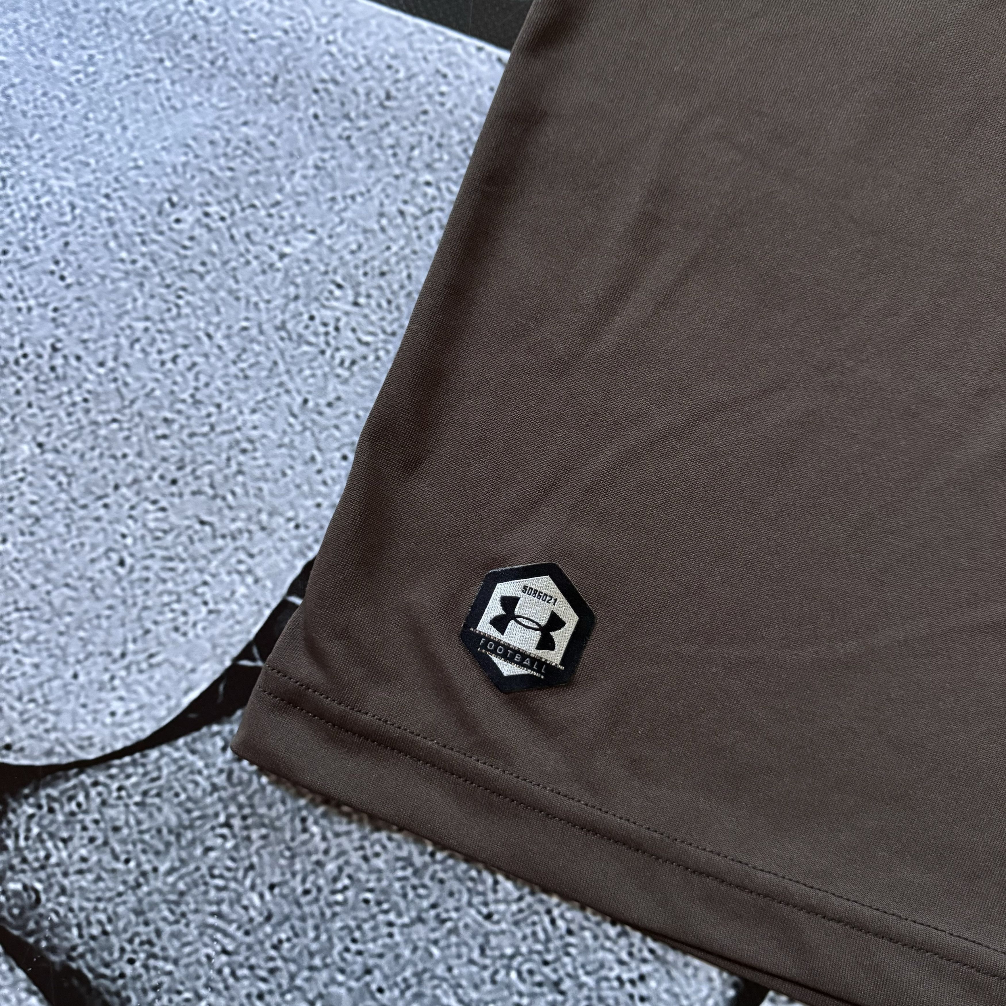 Under Armour BLOKECORE FC ST. PAULI 2018-2019 HOME KIT SOCCER JERSEY Size US S / EU 44-46 / 1 - 7 Thumbnail
