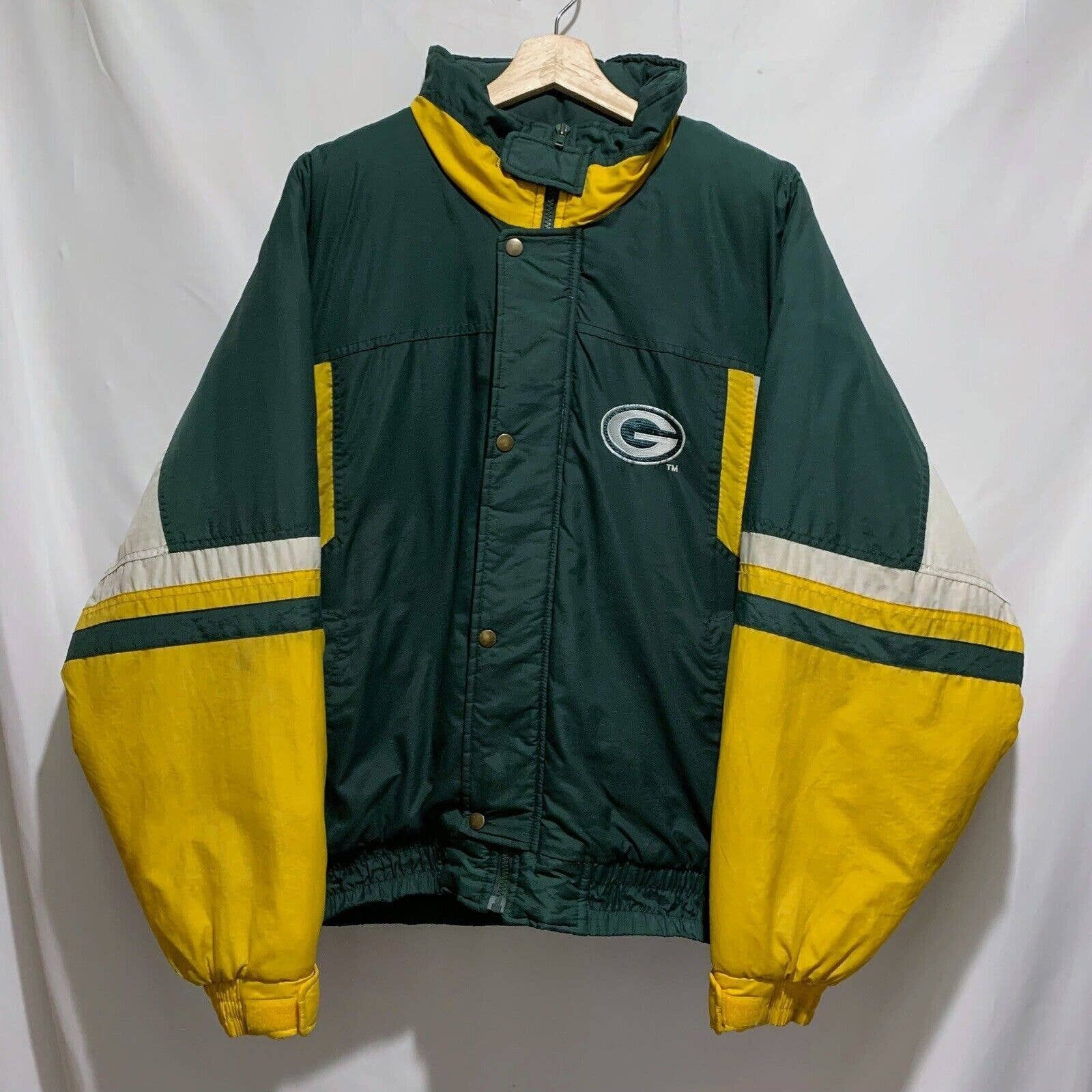 Vintage 90s Green Bay Packers NFL Rare Puffer Jacket Size XL