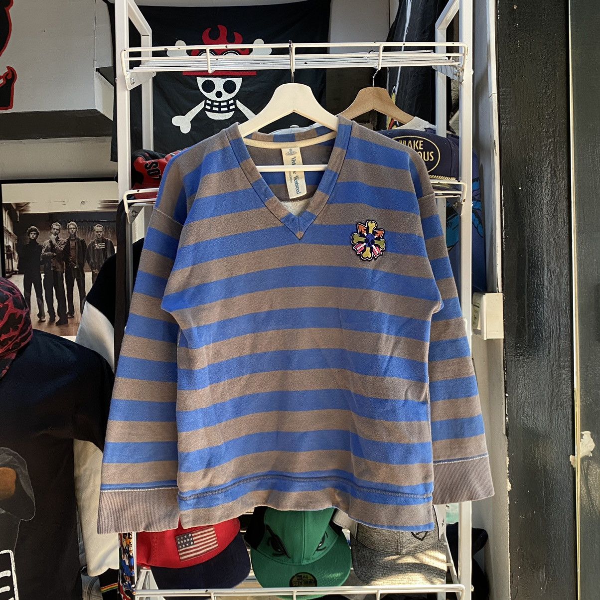 Vivienne Westwood Vivienne Westwood Pirate Logo Striped Sweatshirt Size M / US 6-8 / IT 42-44 - 1 Thumbnail
